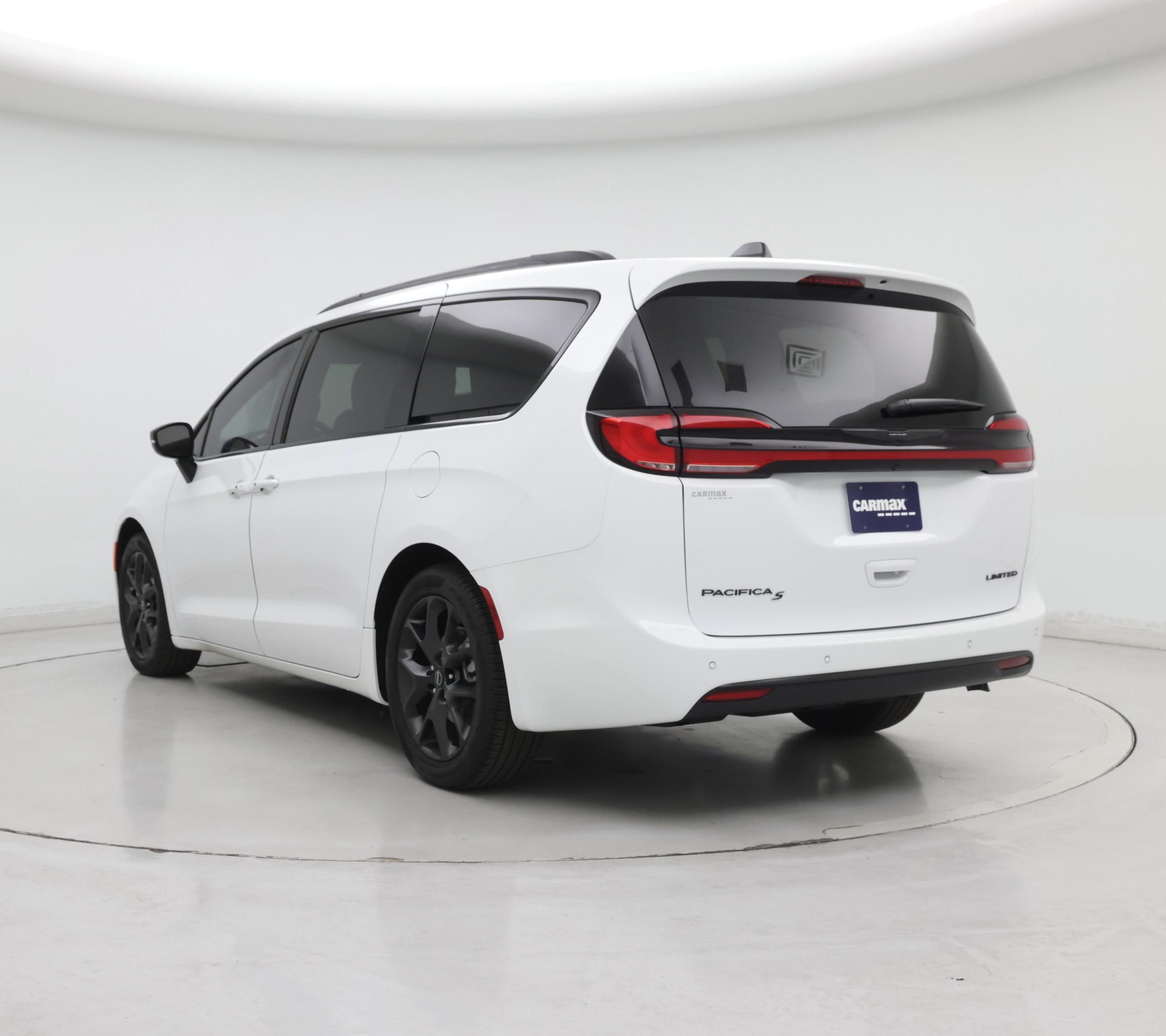 Thumbnail: 2025 Chrysler Pacifica - 2