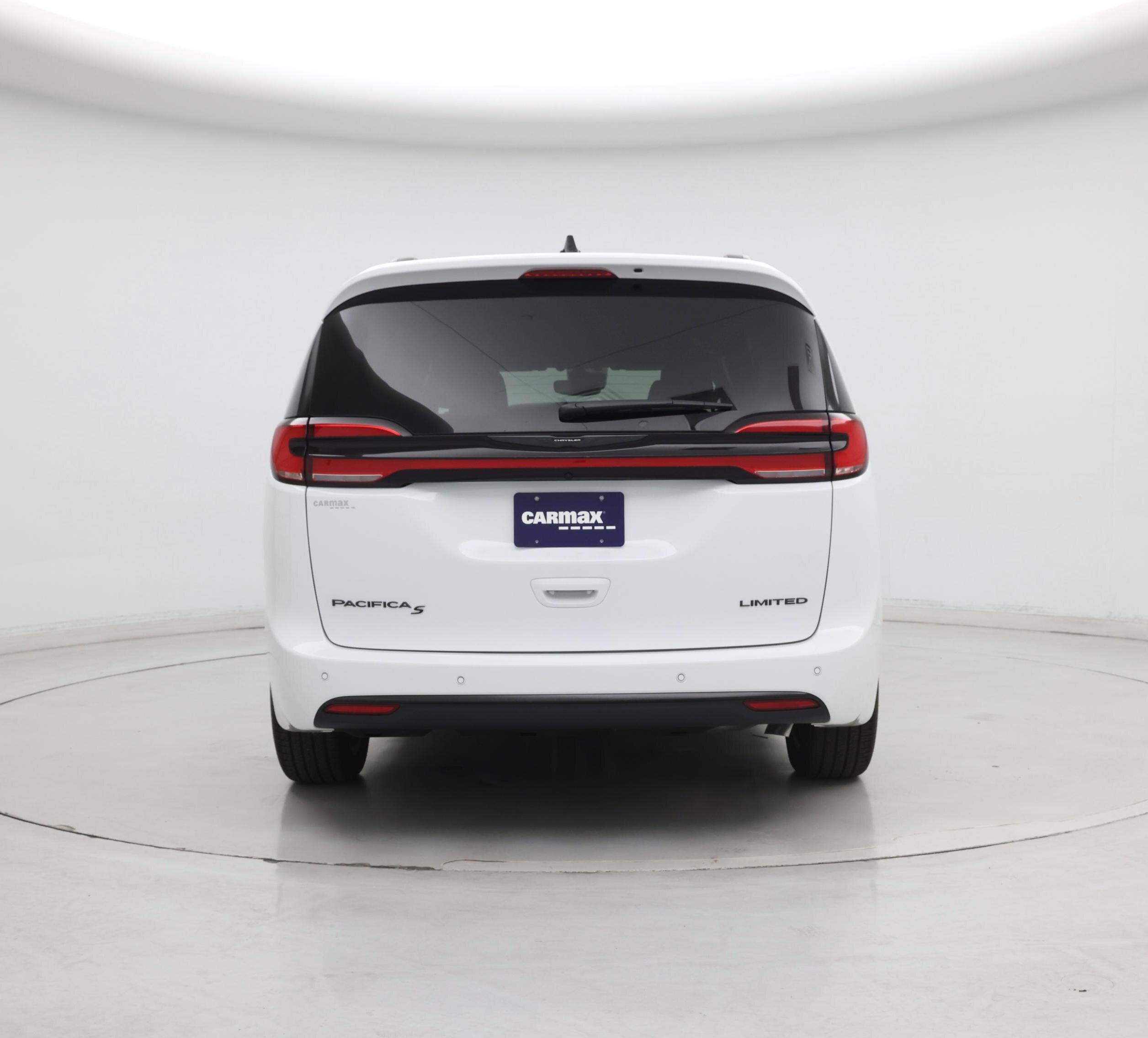 Thumbnail: 2025 Chrysler Pacifica - 6