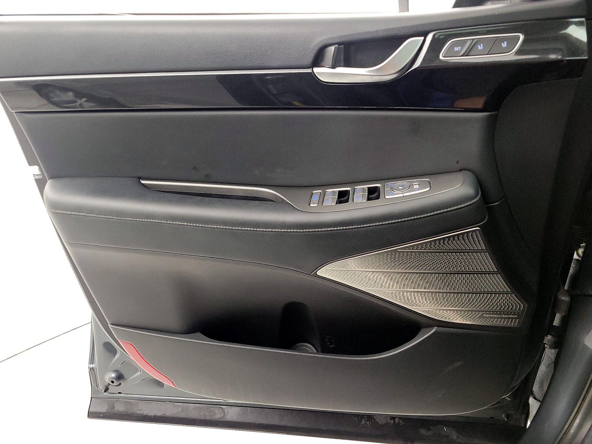 Thumbnail: 2021 Hyundai Palisade - 12