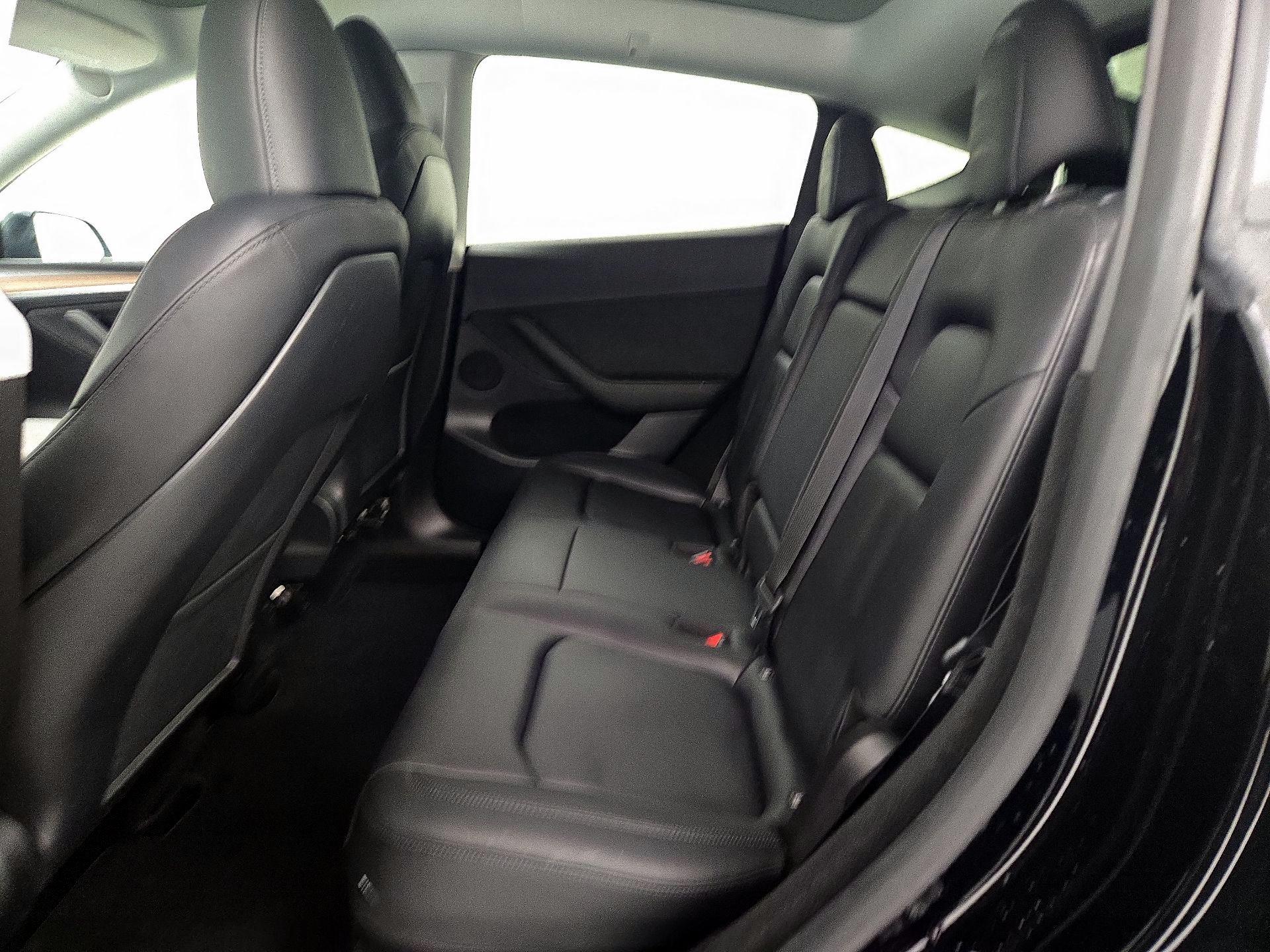 Thumbnail: 2023 Tesla Model Y - 19