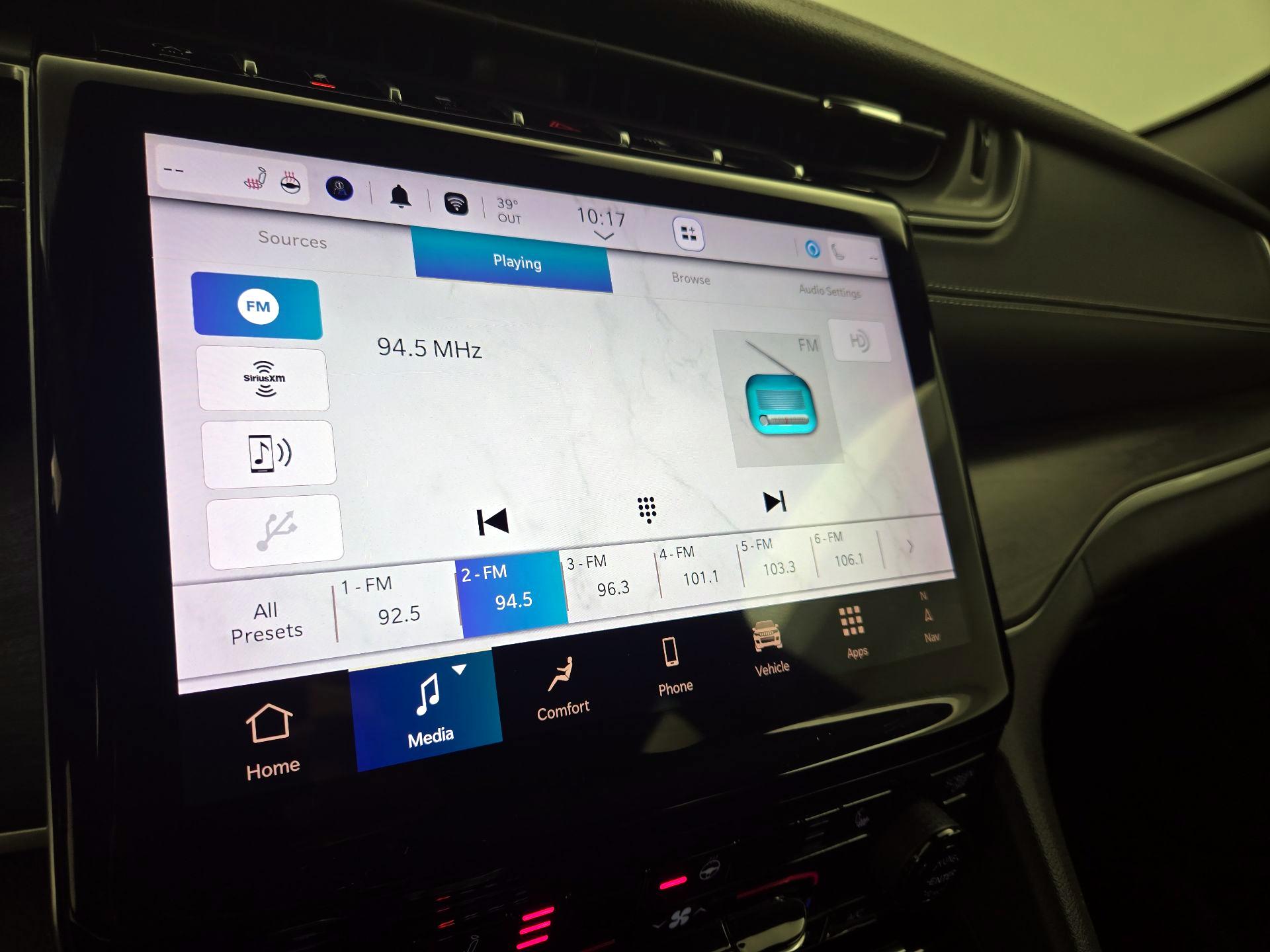 Thumbnail: 2024 Jeep Grand Cherokee - 16