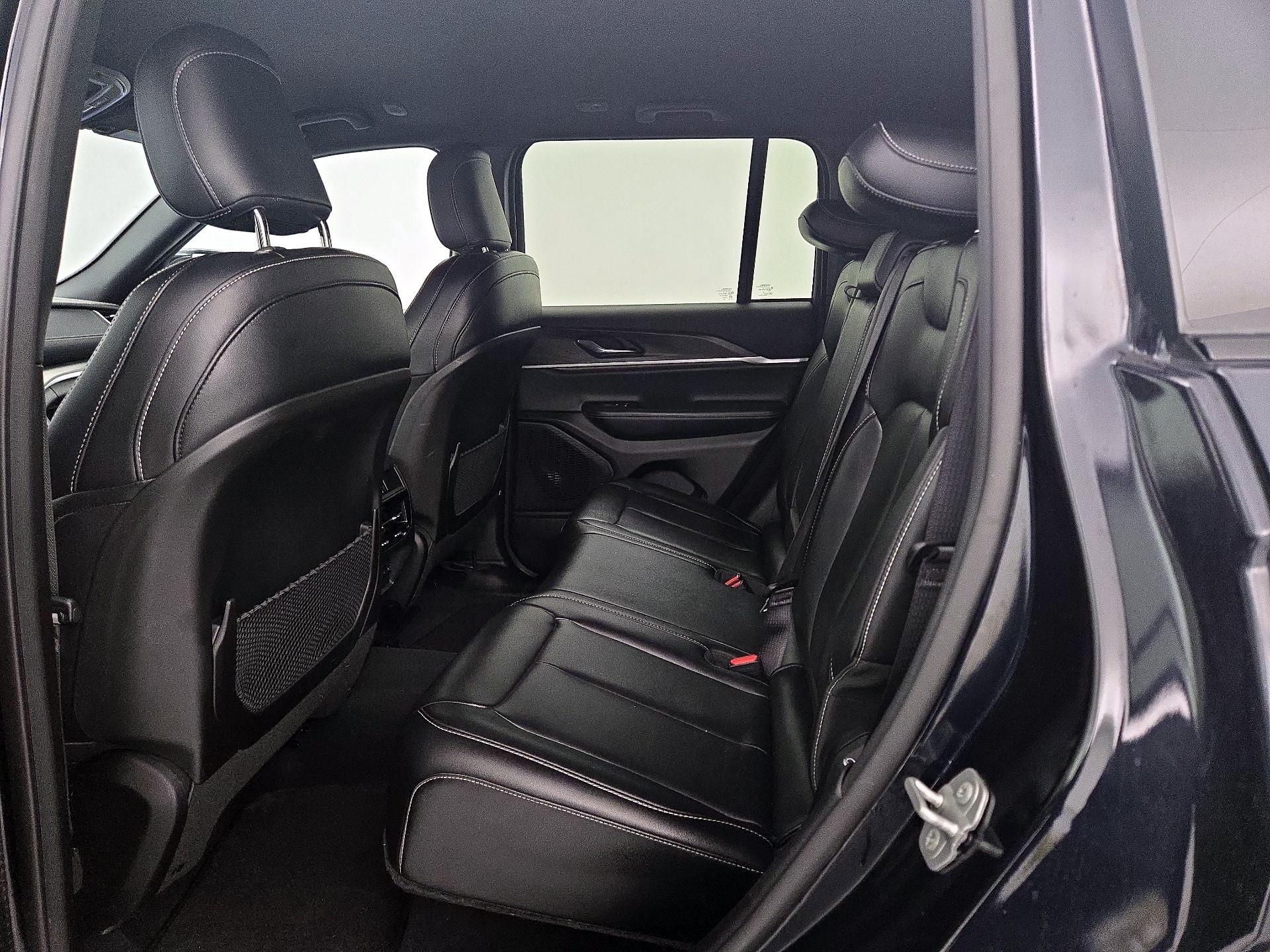 Thumbnail: 2024 Jeep Grand Cherokee - 20