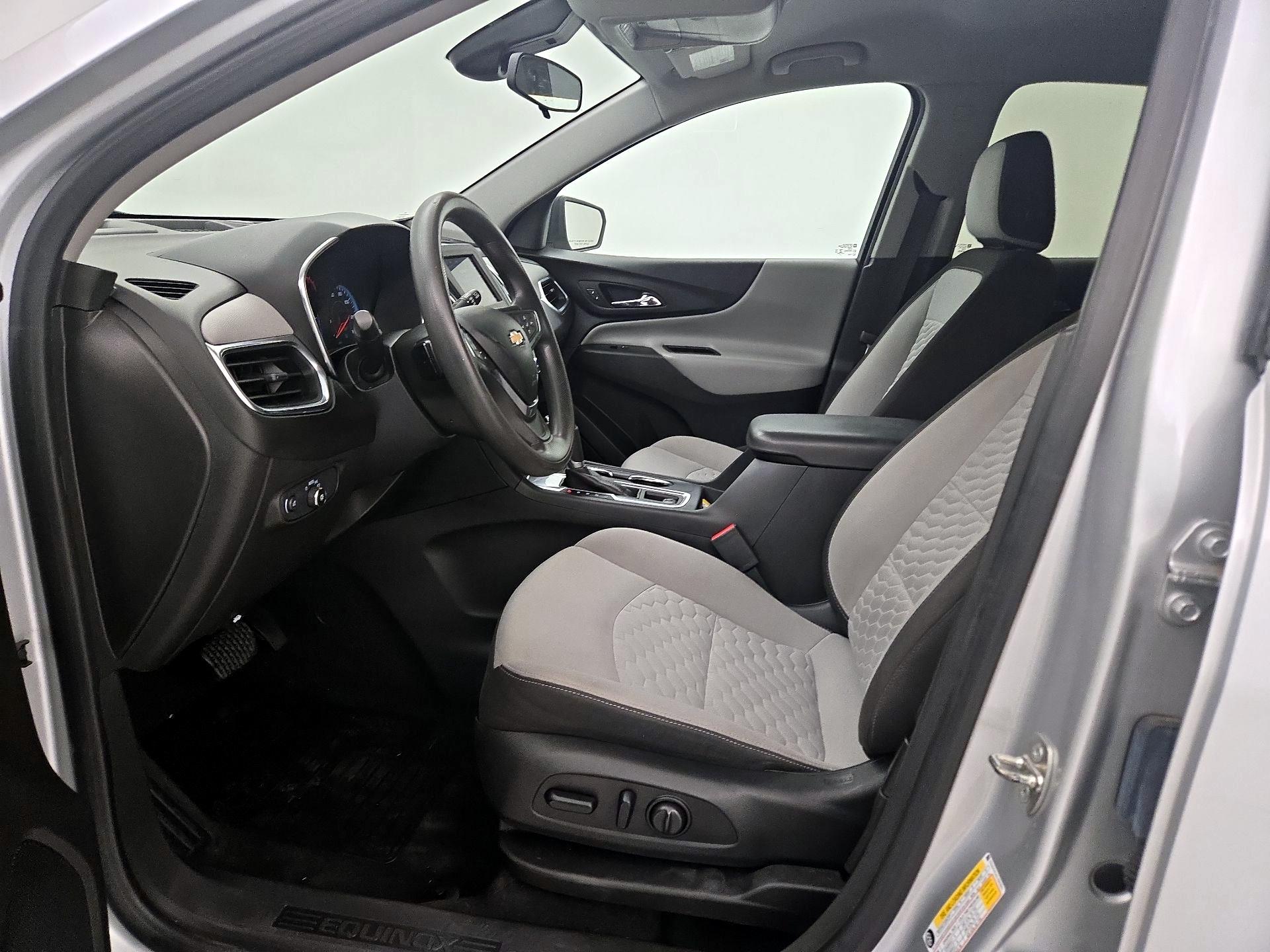 Thumbnail: 2020 Chevrolet Equinox - 11