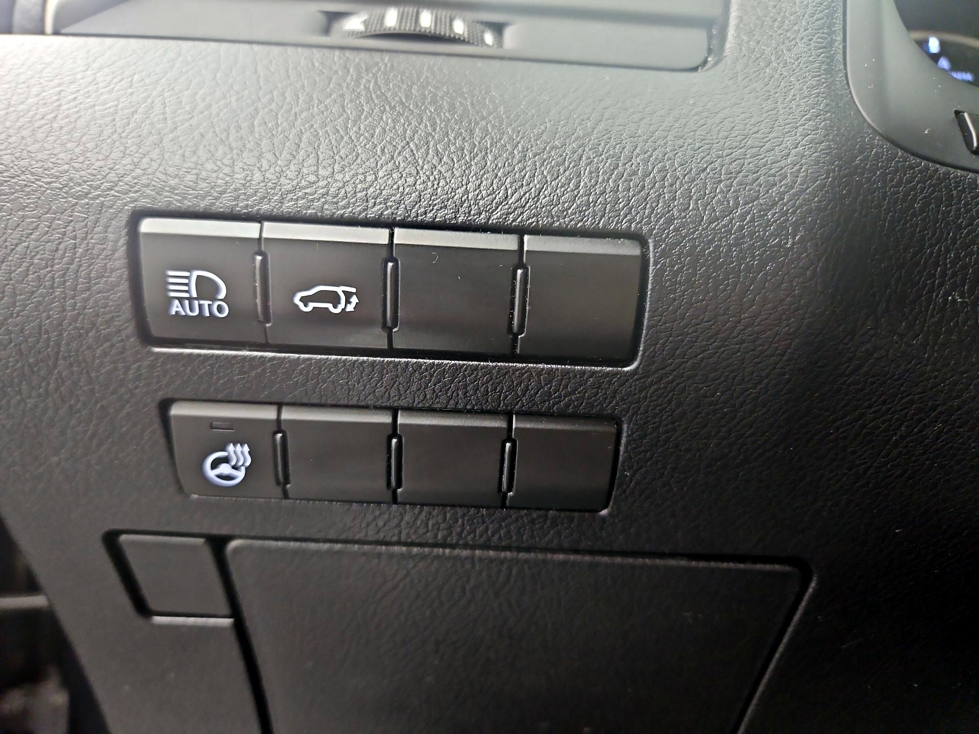 Thumbnail: 2021 Lexus RX - 13