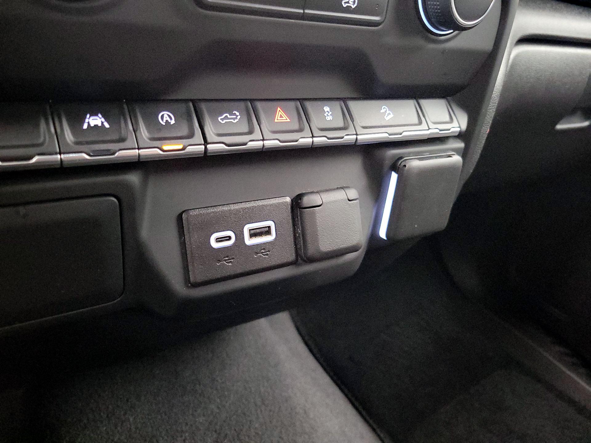 Thumbnail: 2024 Chevrolet Silverado 1500 - 18