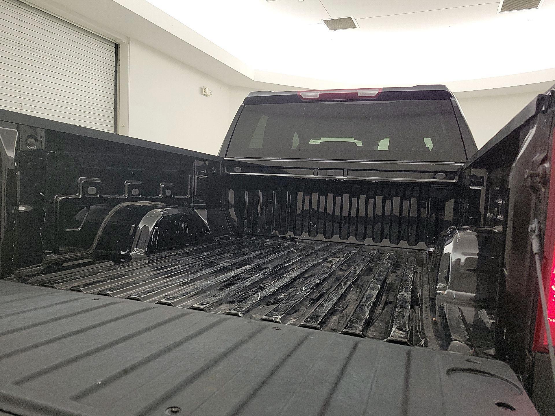 Thumbnail: 2024 Chevrolet Silverado 1500 - 20