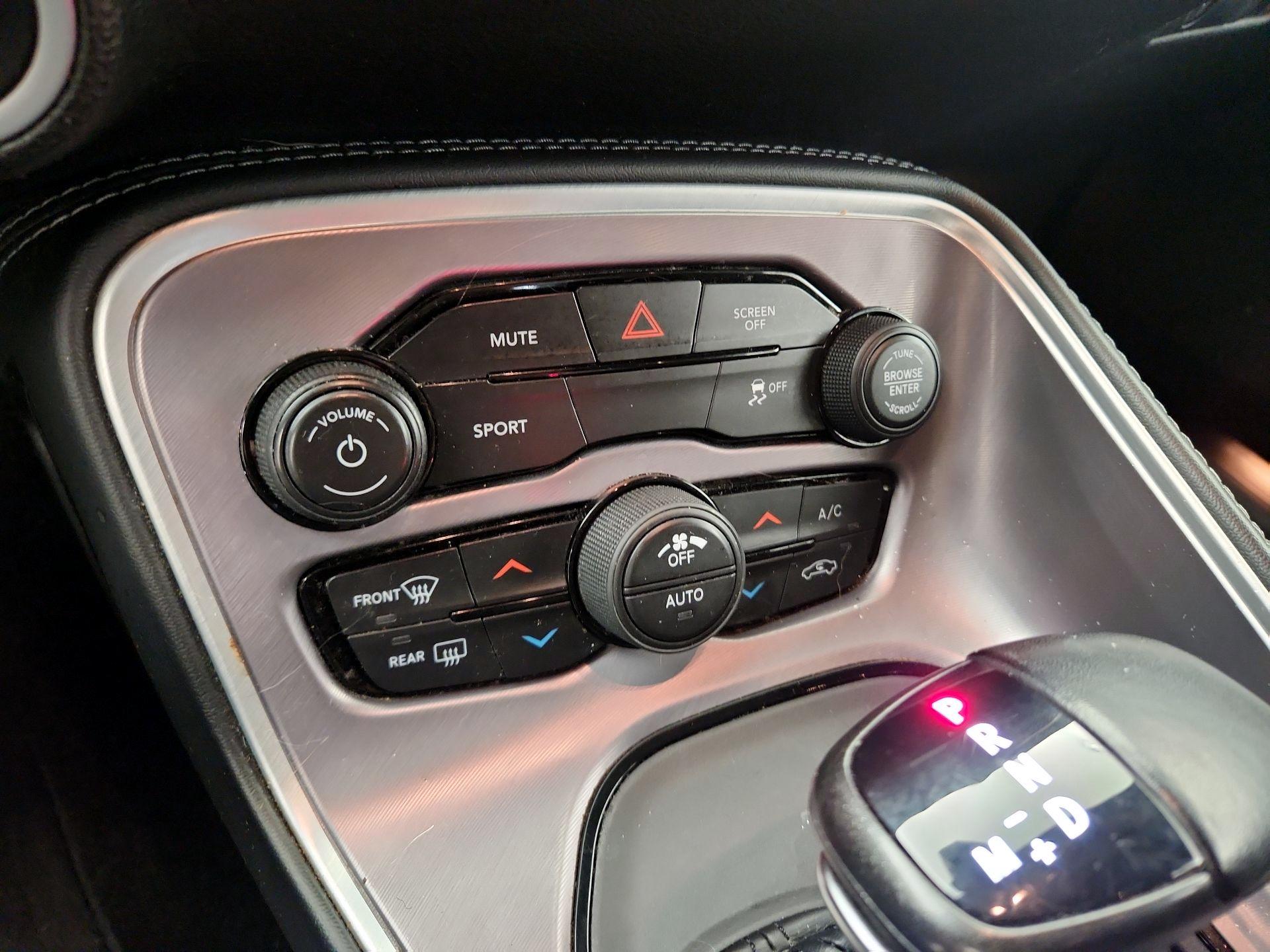 Thumbnail: 2022 Dodge Challenger - 14