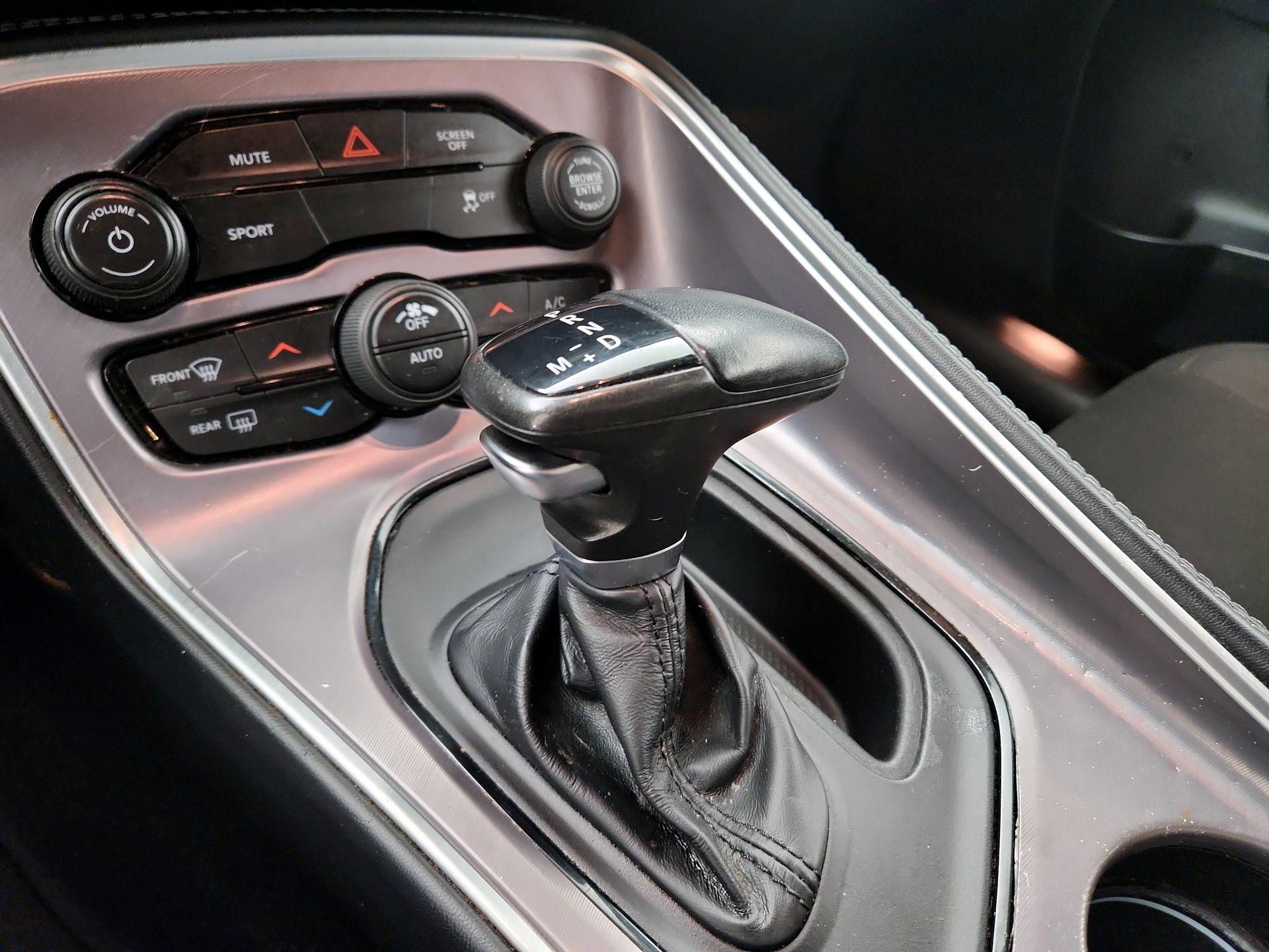 Thumbnail: 2022 Dodge Challenger - 15