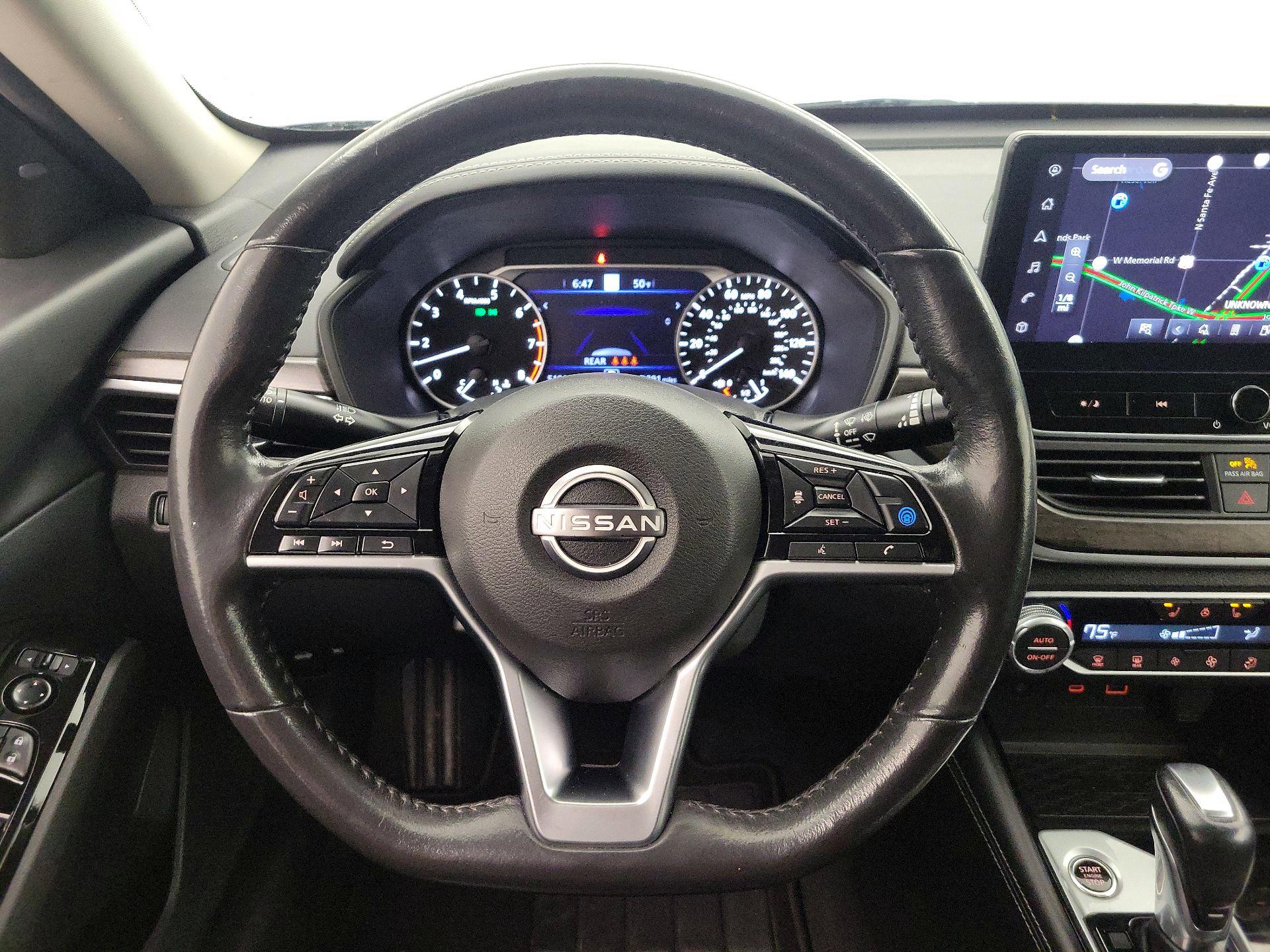 Thumbnail: 2023 Nissan Altima - 10