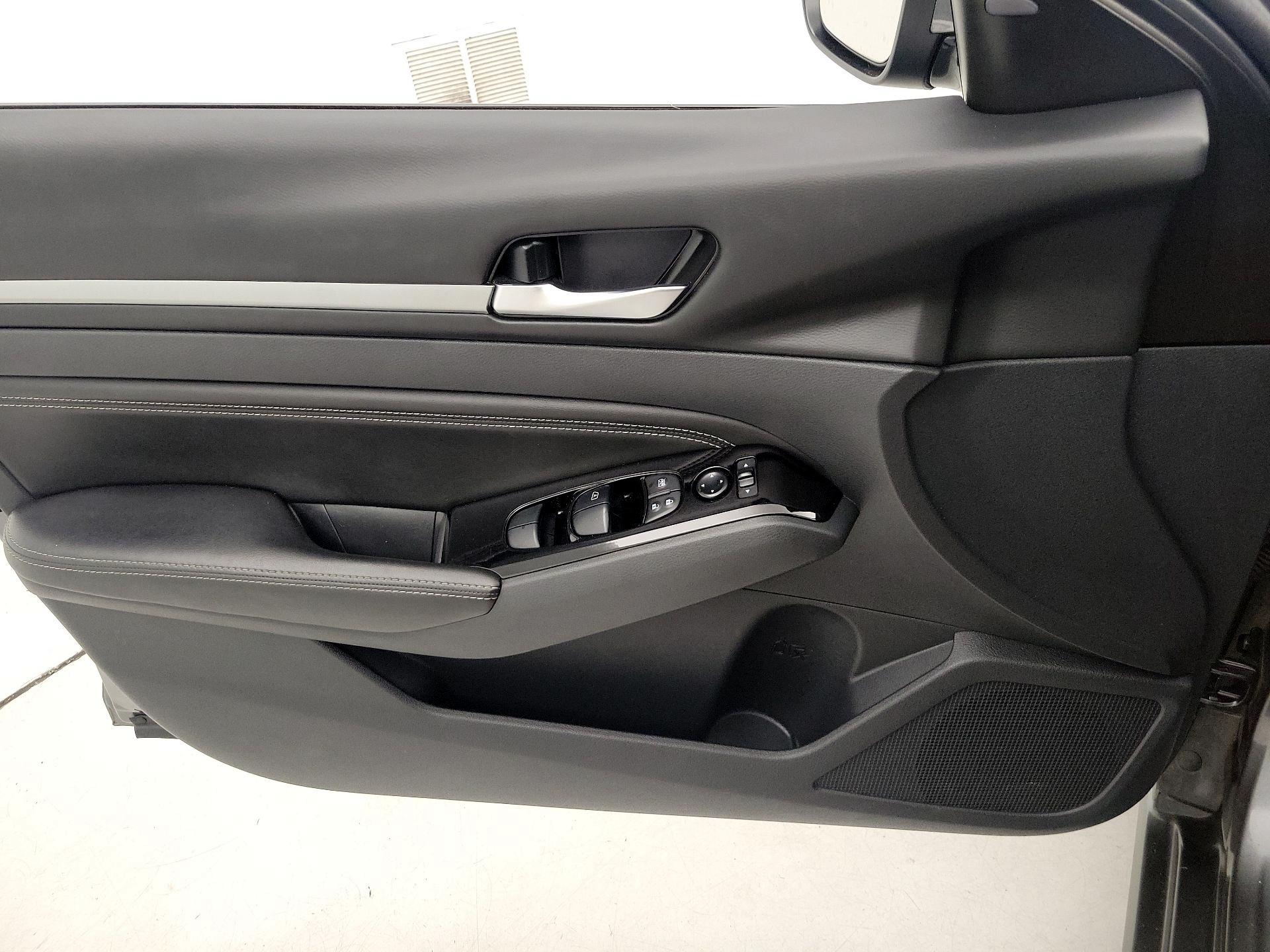 Thumbnail: 2023 Nissan Altima - 12