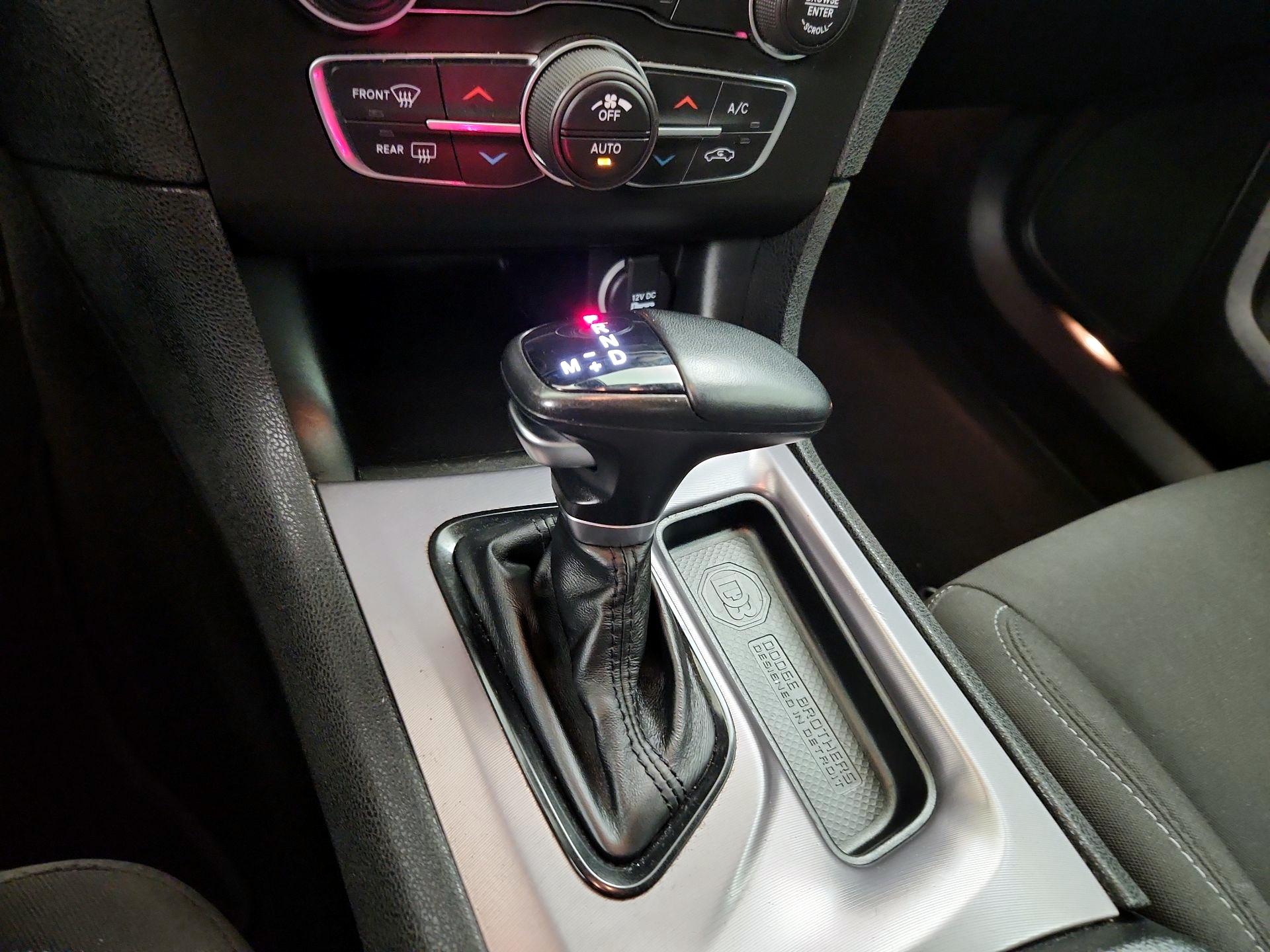 Thumbnail: 2021 Dodge Charger - 17