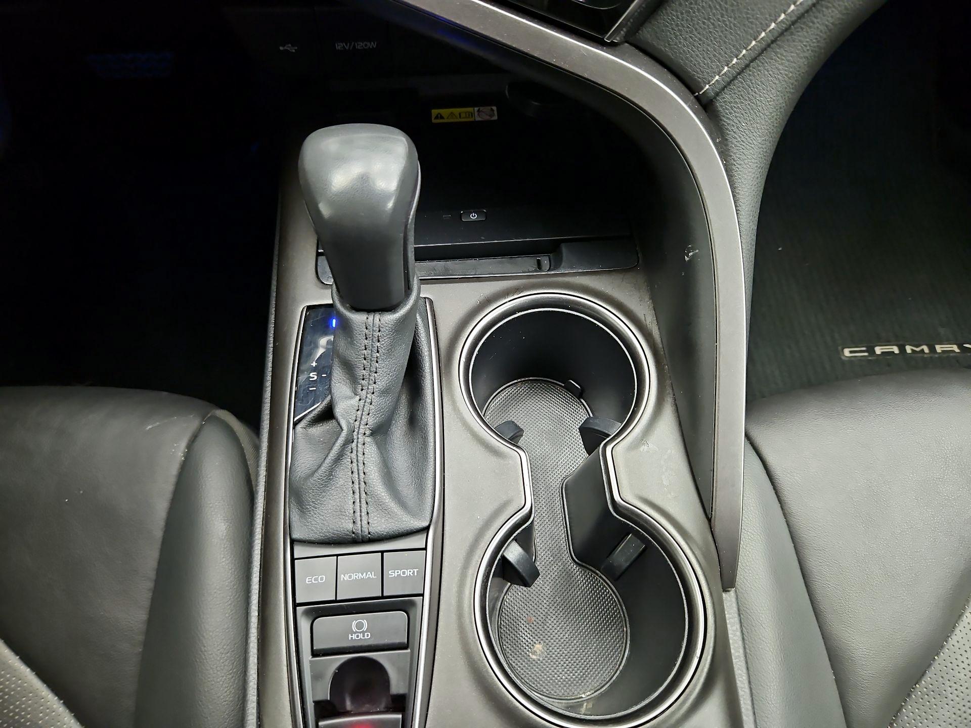 Thumbnail: 2024 Toyota Camry - 15