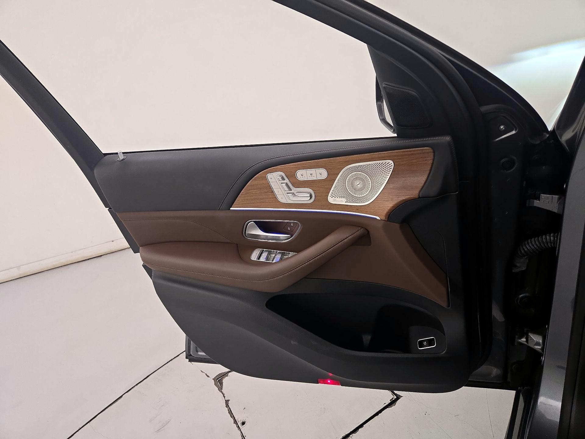 Thumbnail: 2024 Mercedes-Benz GLE - 12