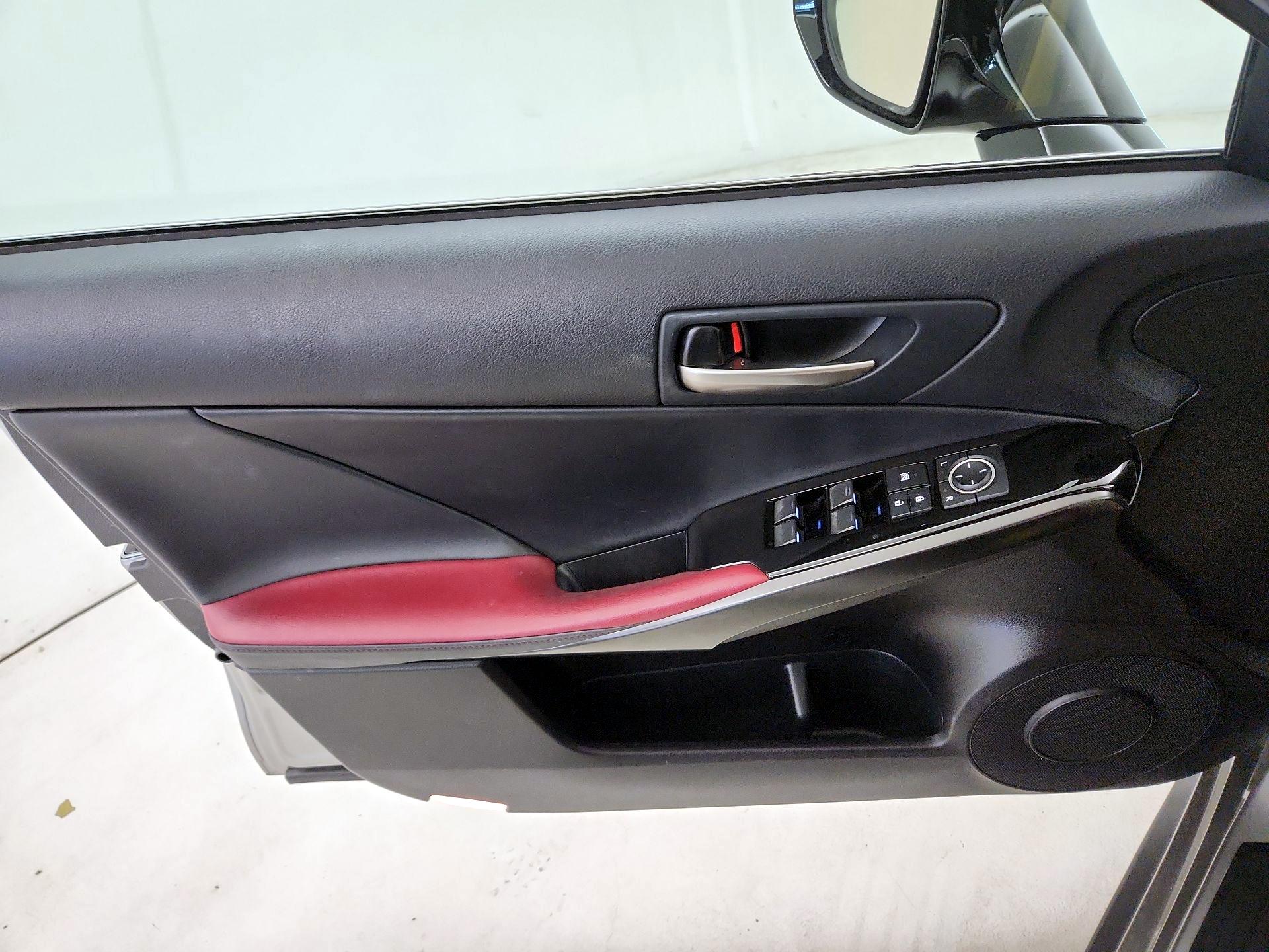 Thumbnail: 2023 Lexus IS - 12