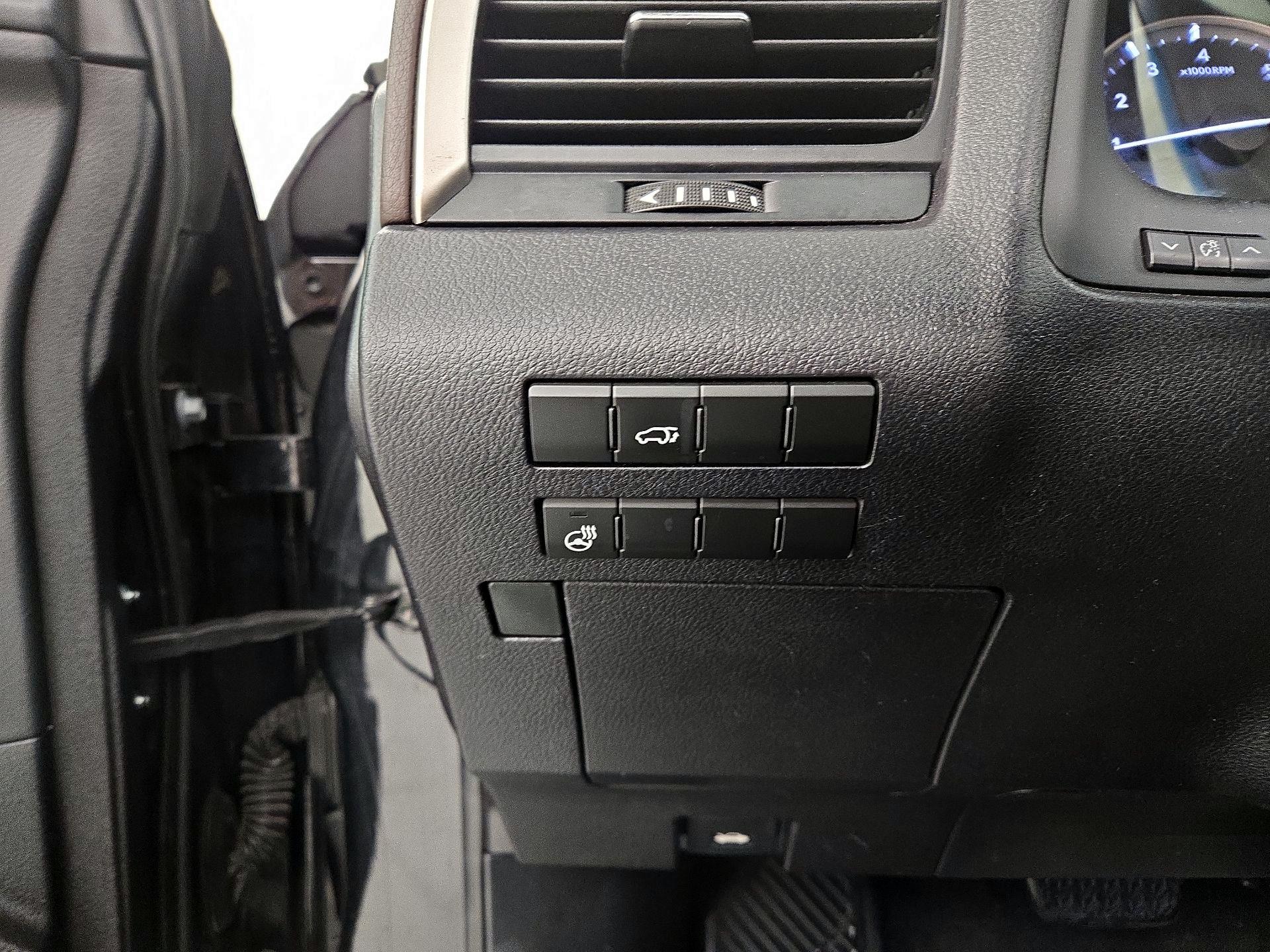 Thumbnail: 2016 Lexus RX - 13