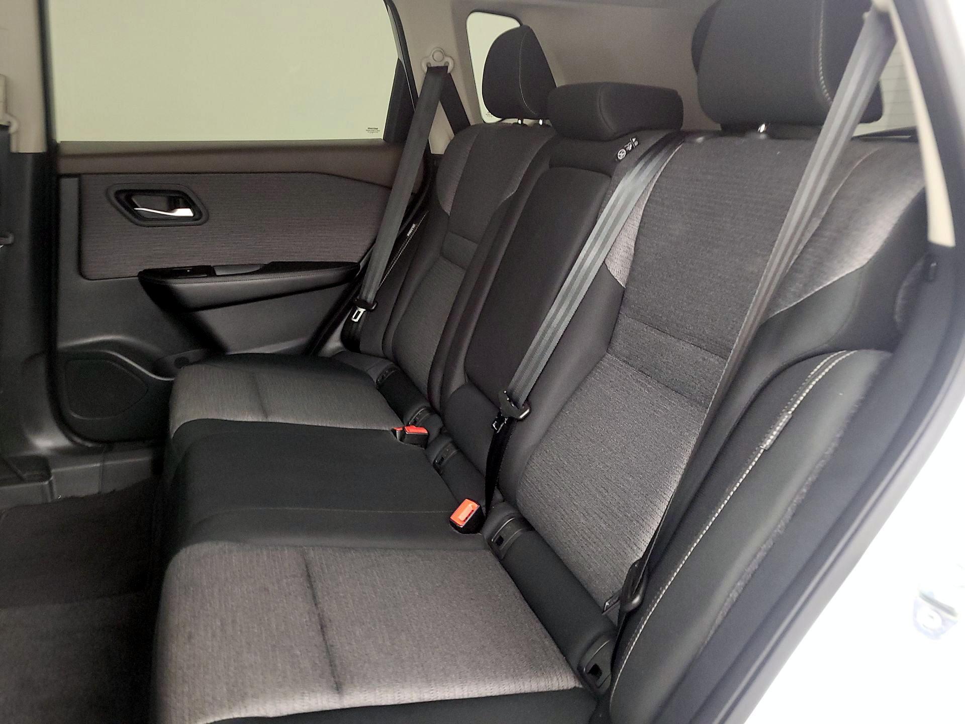 Thumbnail: 2023 Nissan Rogue - 19