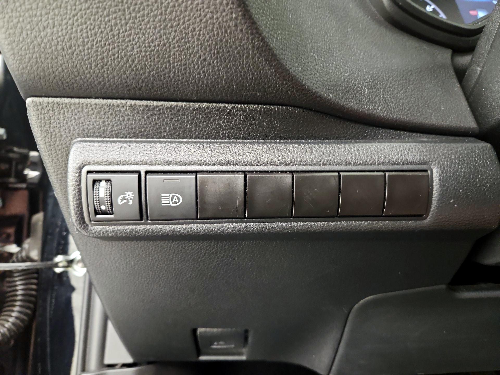 Thumbnail: 2024 Toyota Corolla - 13