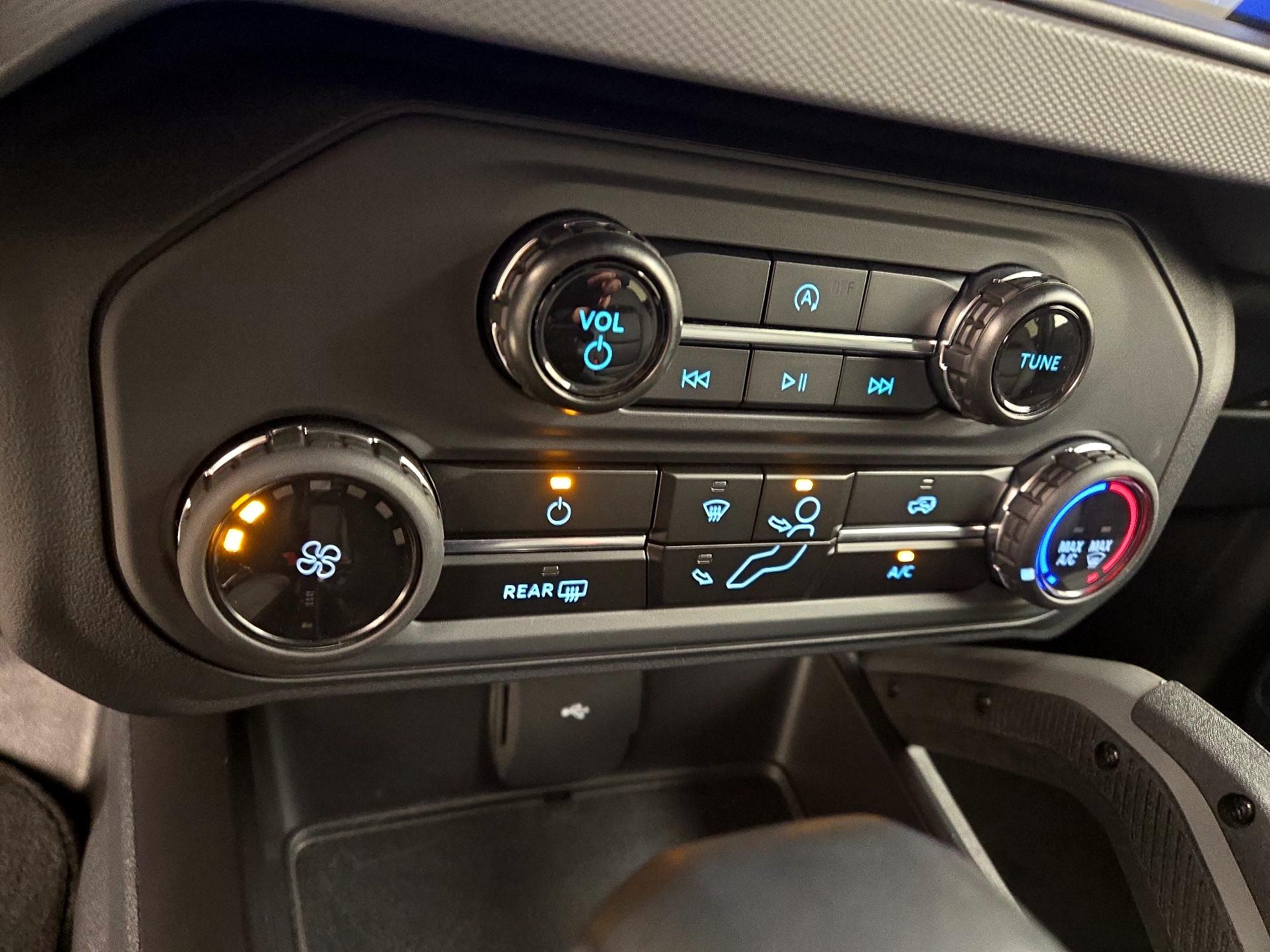 Thumbnail: 2024 Ford Bronco - 16