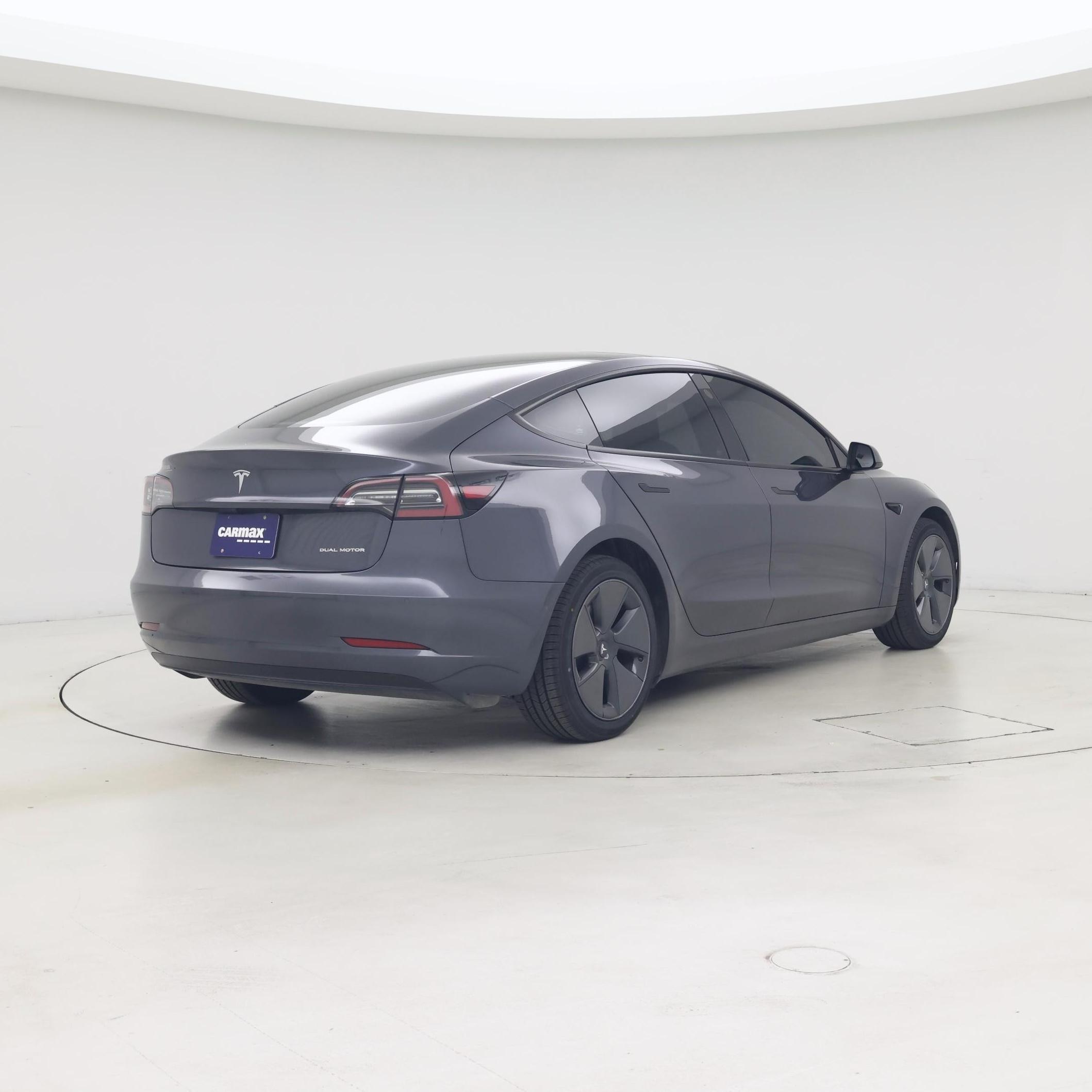 Thumbnail: 2022 Tesla Model 3 - 8
