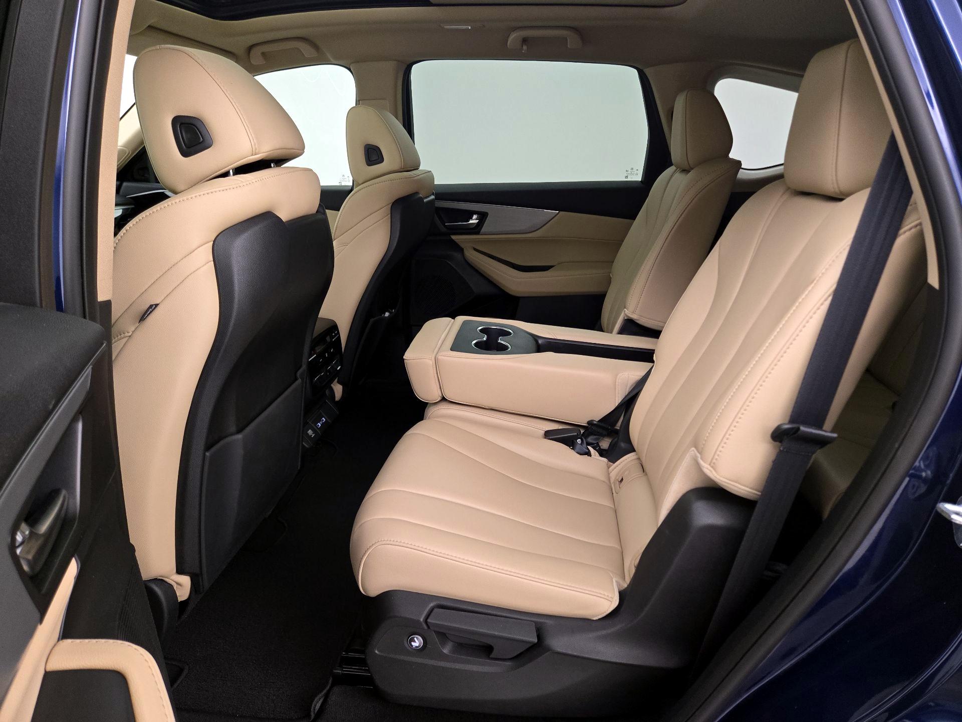 Thumbnail: 2023 Acura MDX - 20