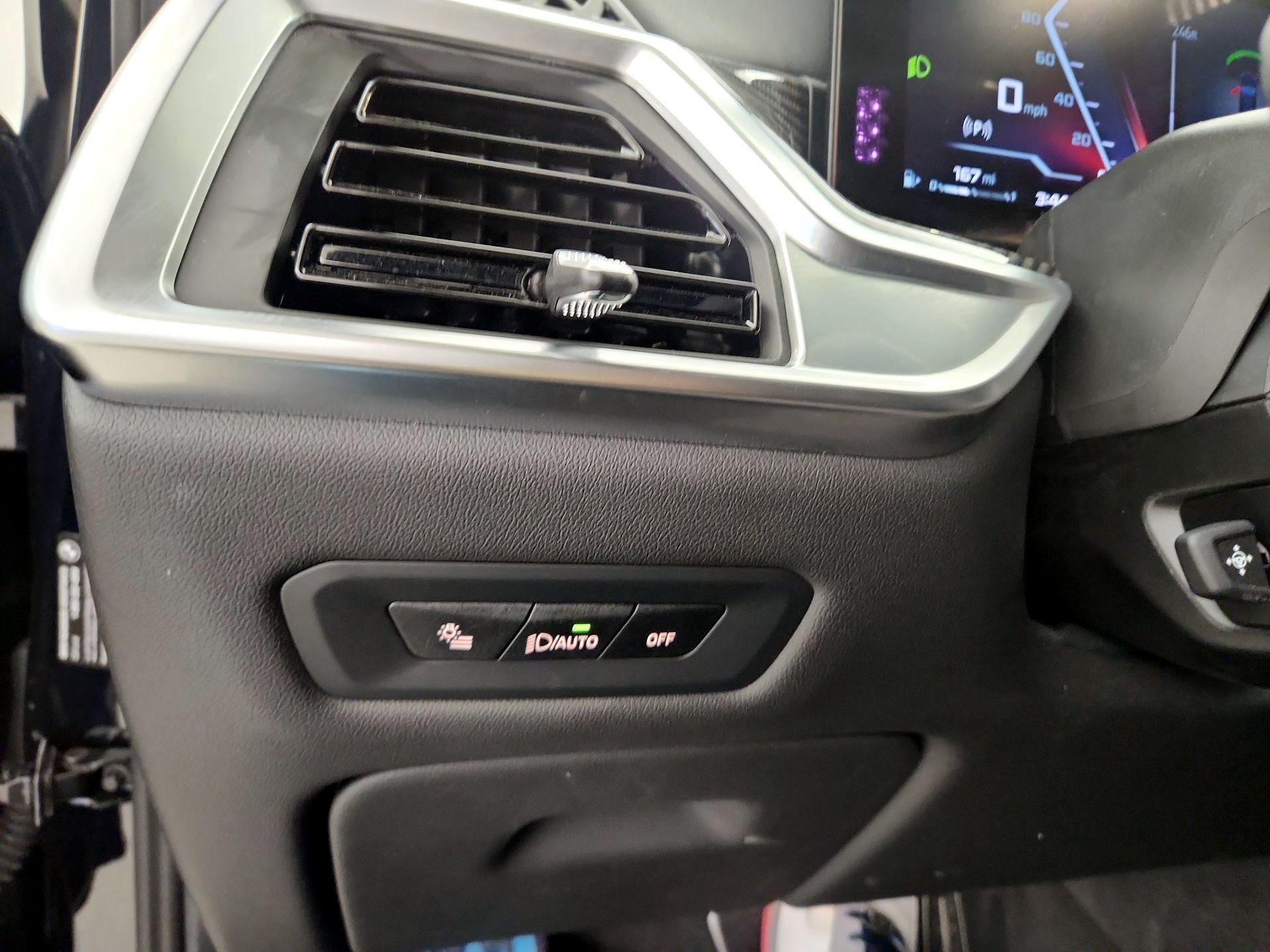 Thumbnail: 2025 BMW X5 - 13