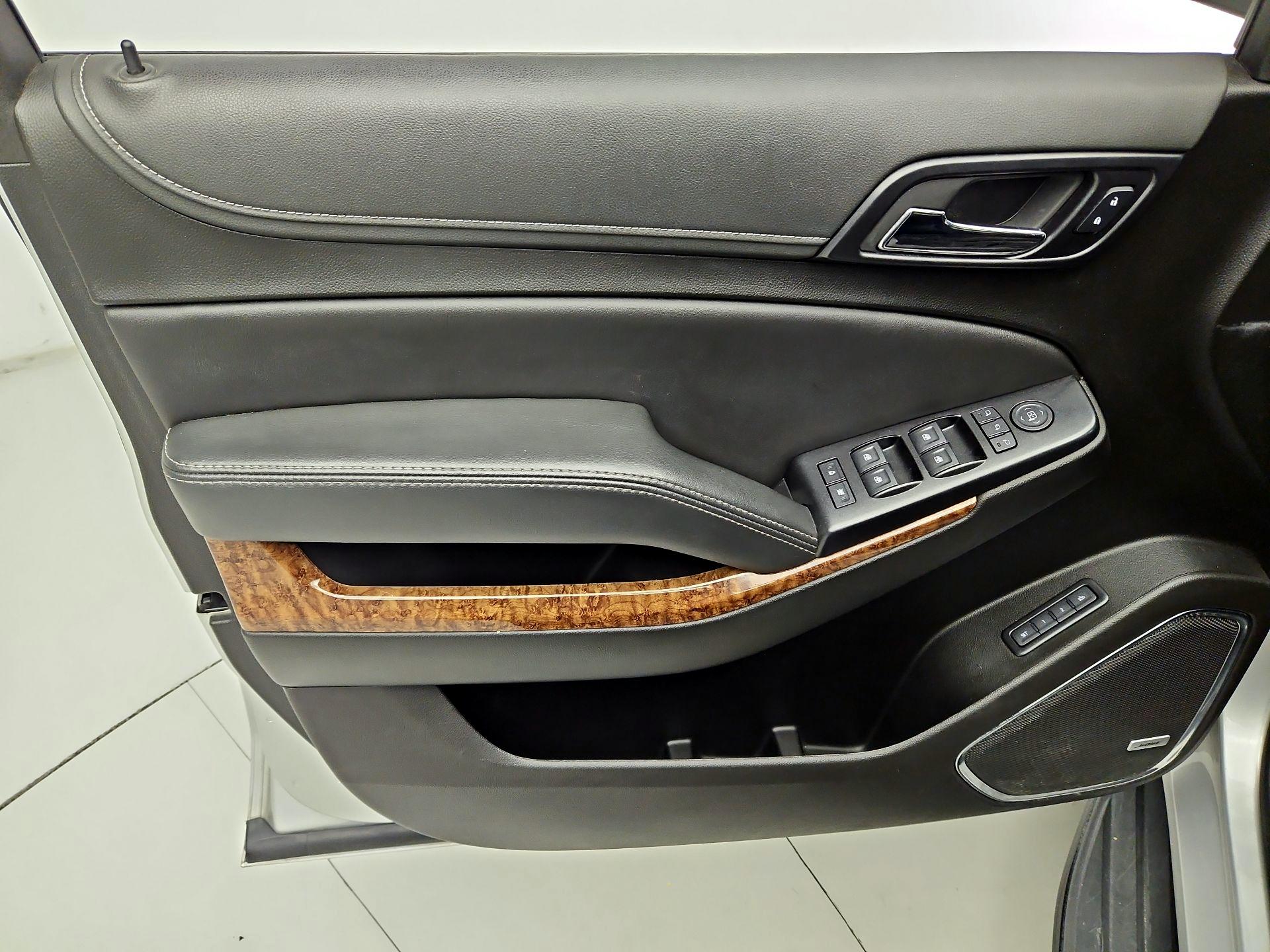 Thumbnail: 2020 Chevrolet Tahoe - 12