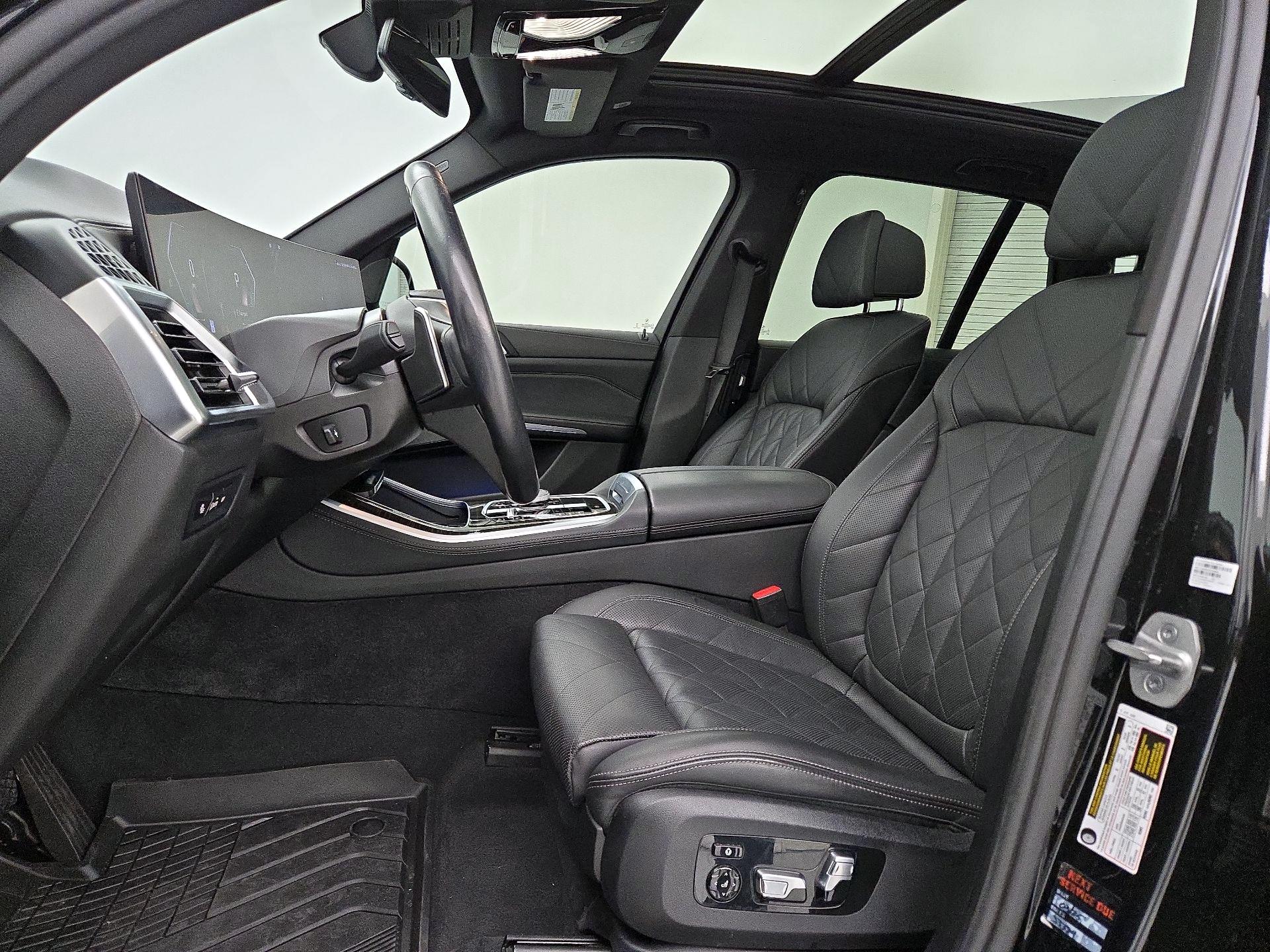 Thumbnail: 2024 BMW X5 - 11