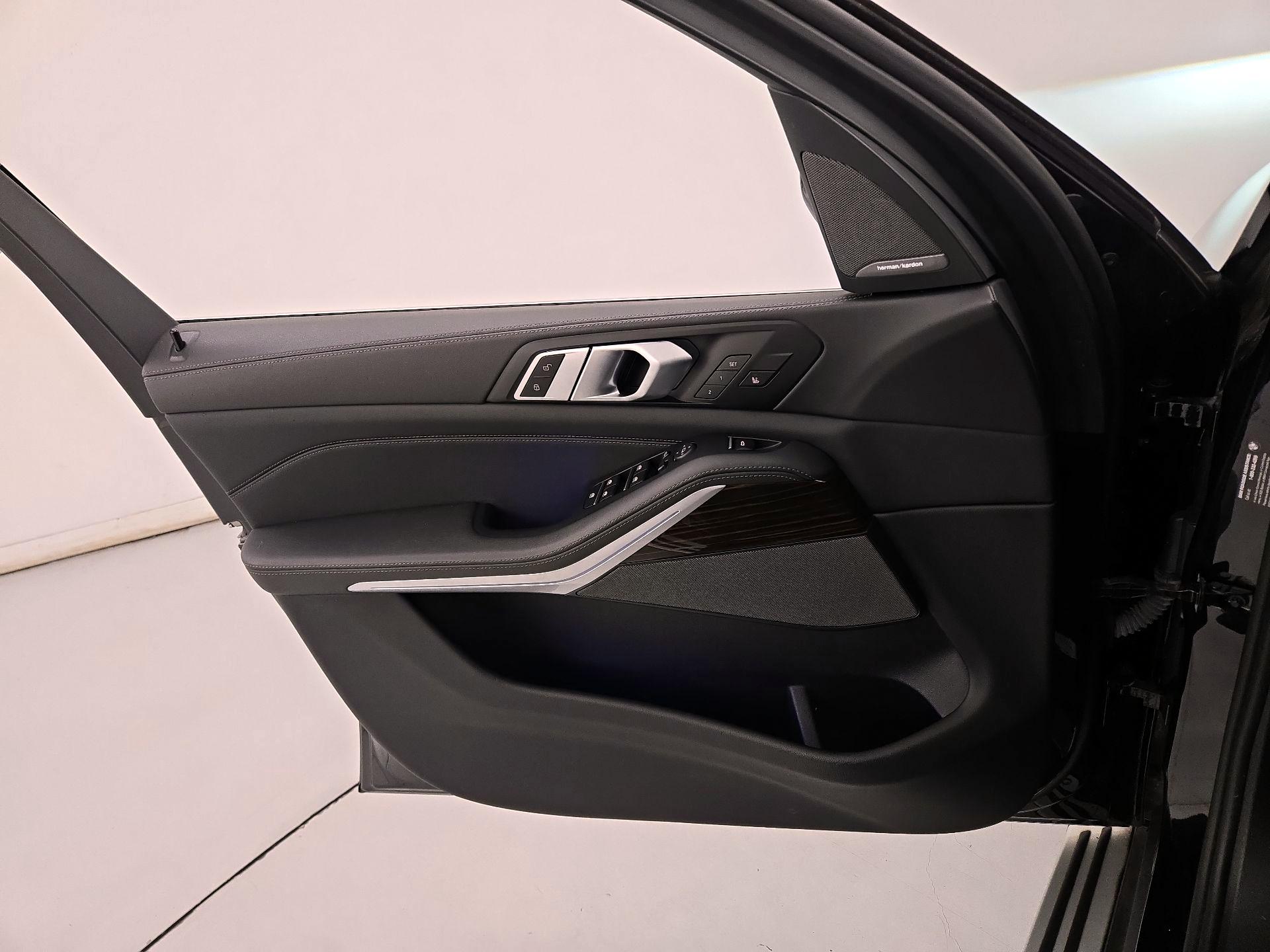 Thumbnail: 2024 BMW X5 - 12