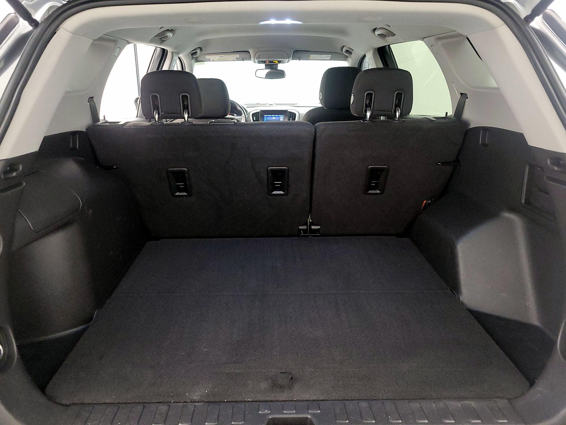 Thumbnail: 2020 GMC Terrain - 20