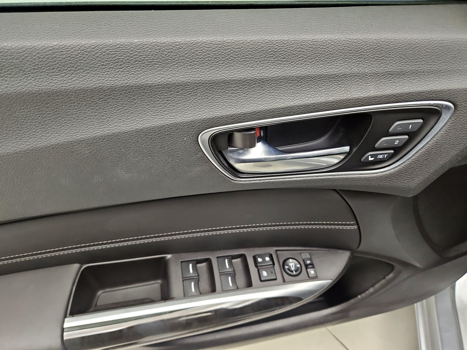 Thumbnail: 2020 Acura TLX - 12