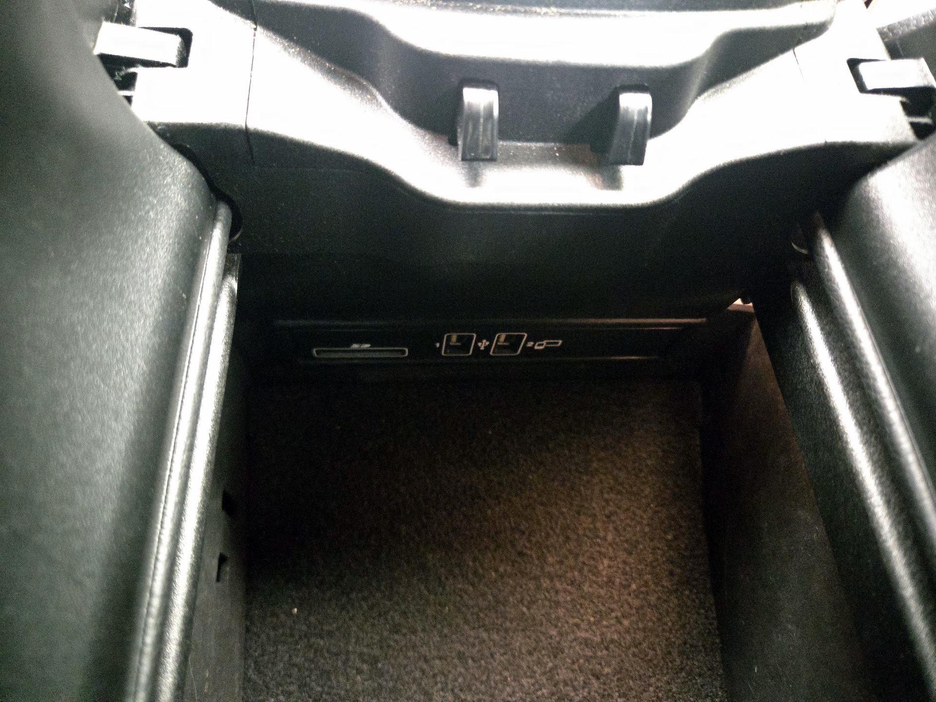 Thumbnail: 2022 Mercedes-Benz C-Class - 18