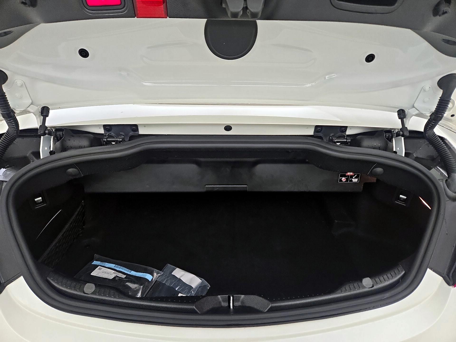 Thumbnail: 2022 Mercedes-Benz C-Class - 20