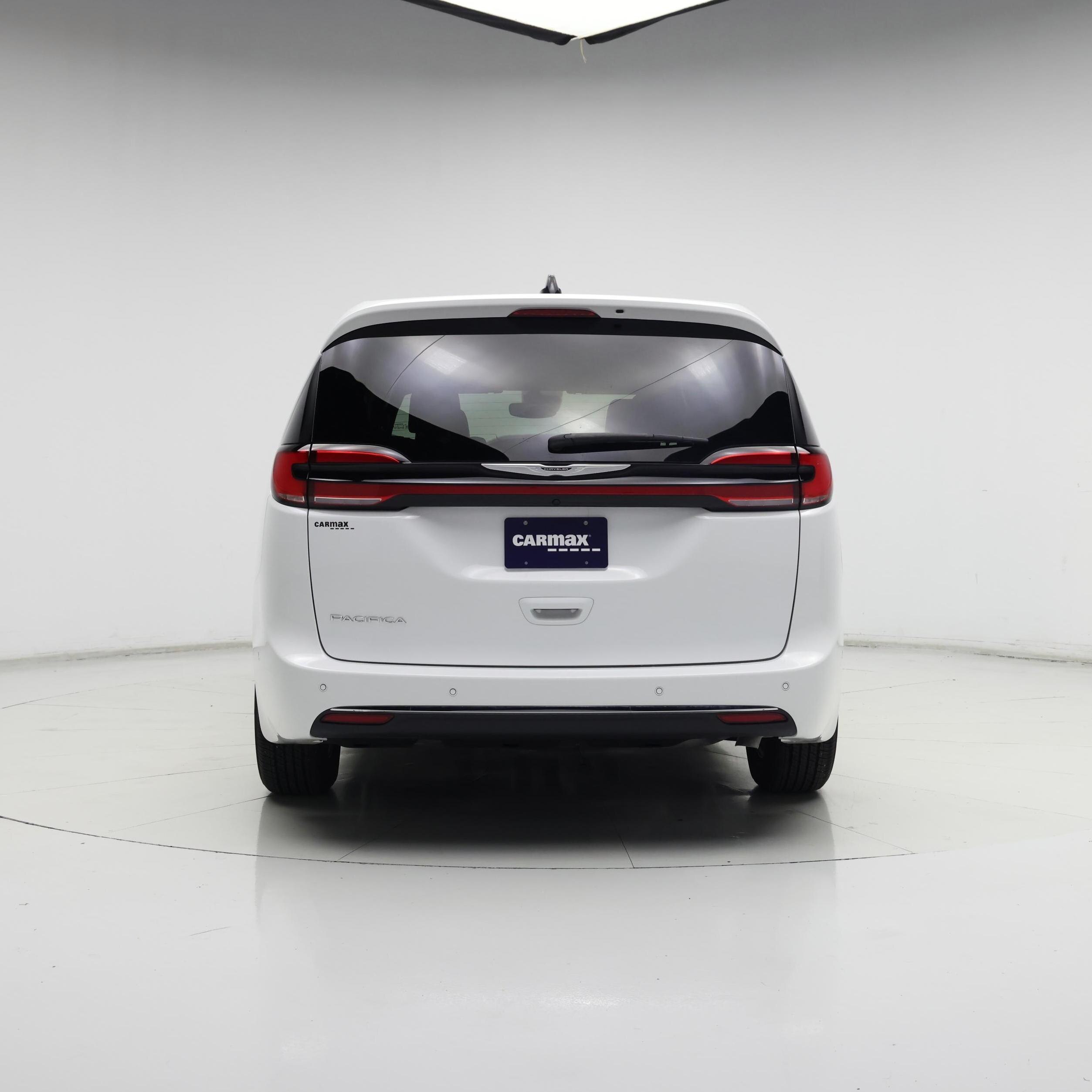 Thumbnail: 2025 Chrysler Pacifica - 6