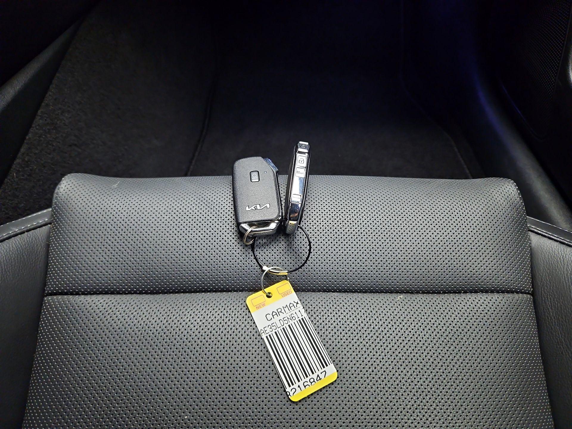 Thumbnail: 2022 Kia Stinger - 20