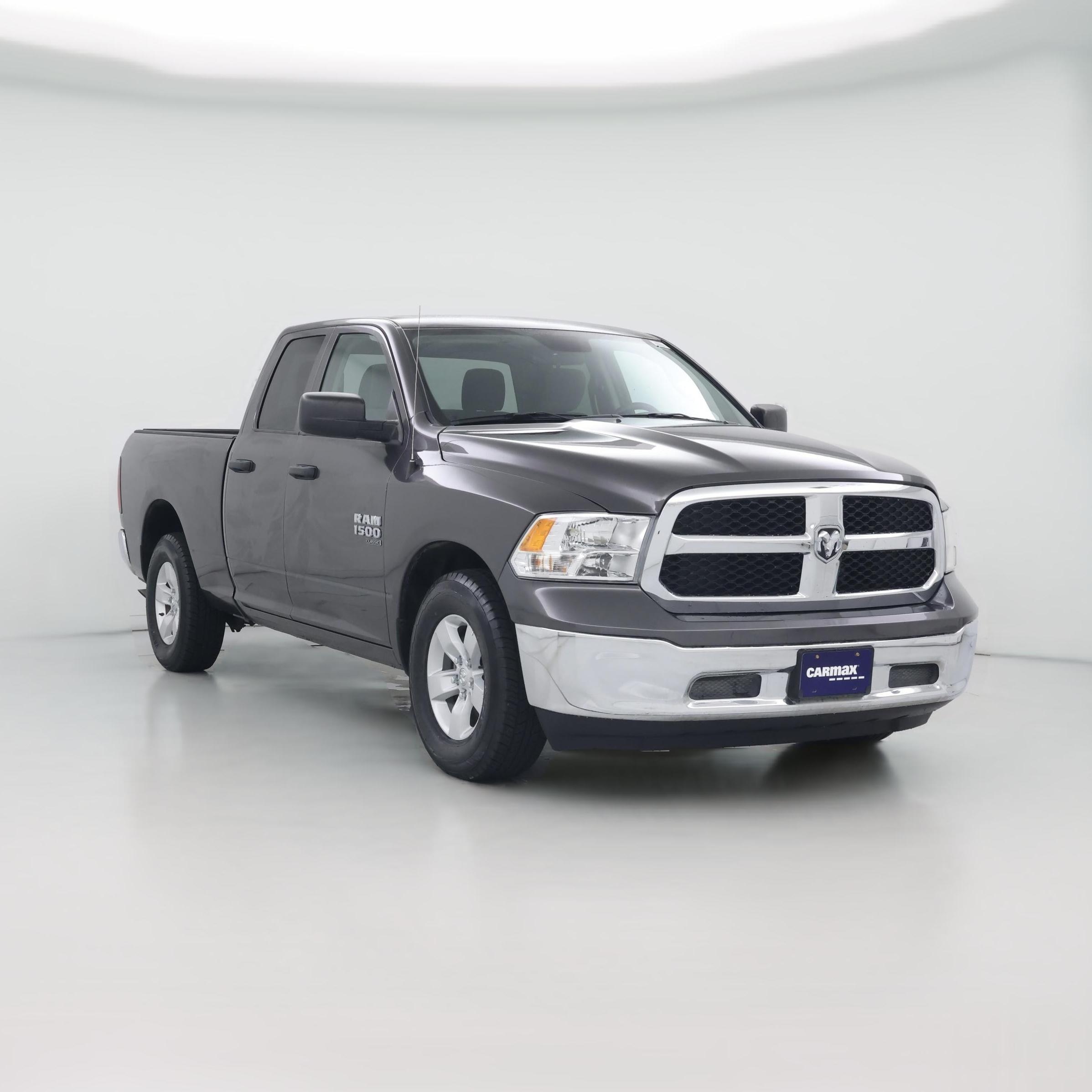 Thumbnail: 2024 RAM 1500 Classic - 1
