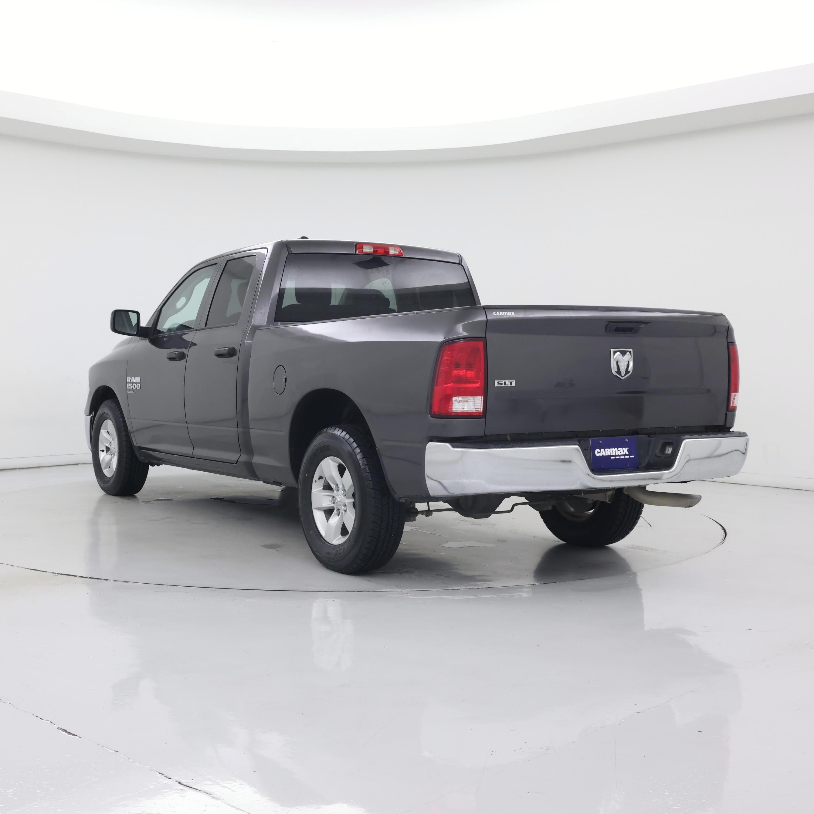 Thumbnail: 2024 RAM 1500 Classic - 2