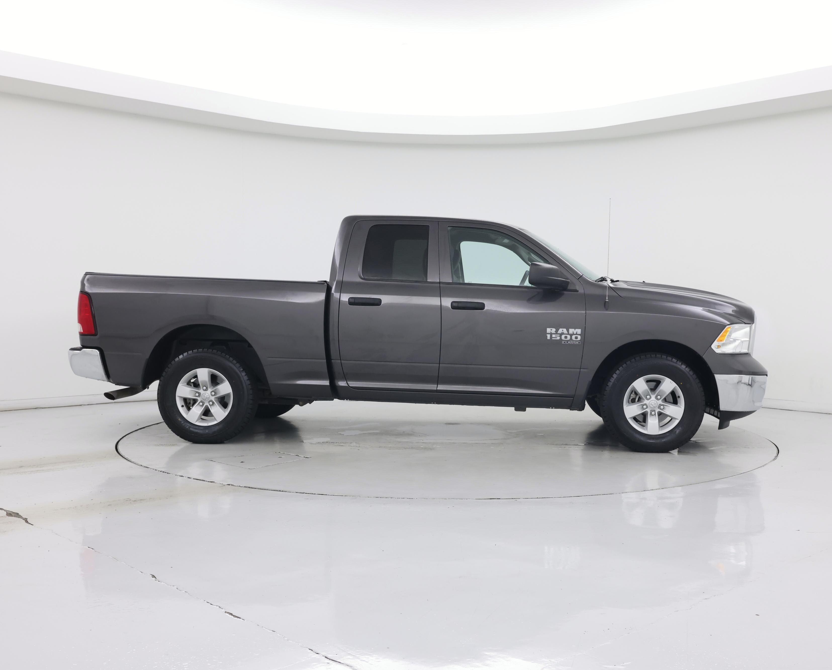 Thumbnail: 2024 RAM 1500 Classic - 7