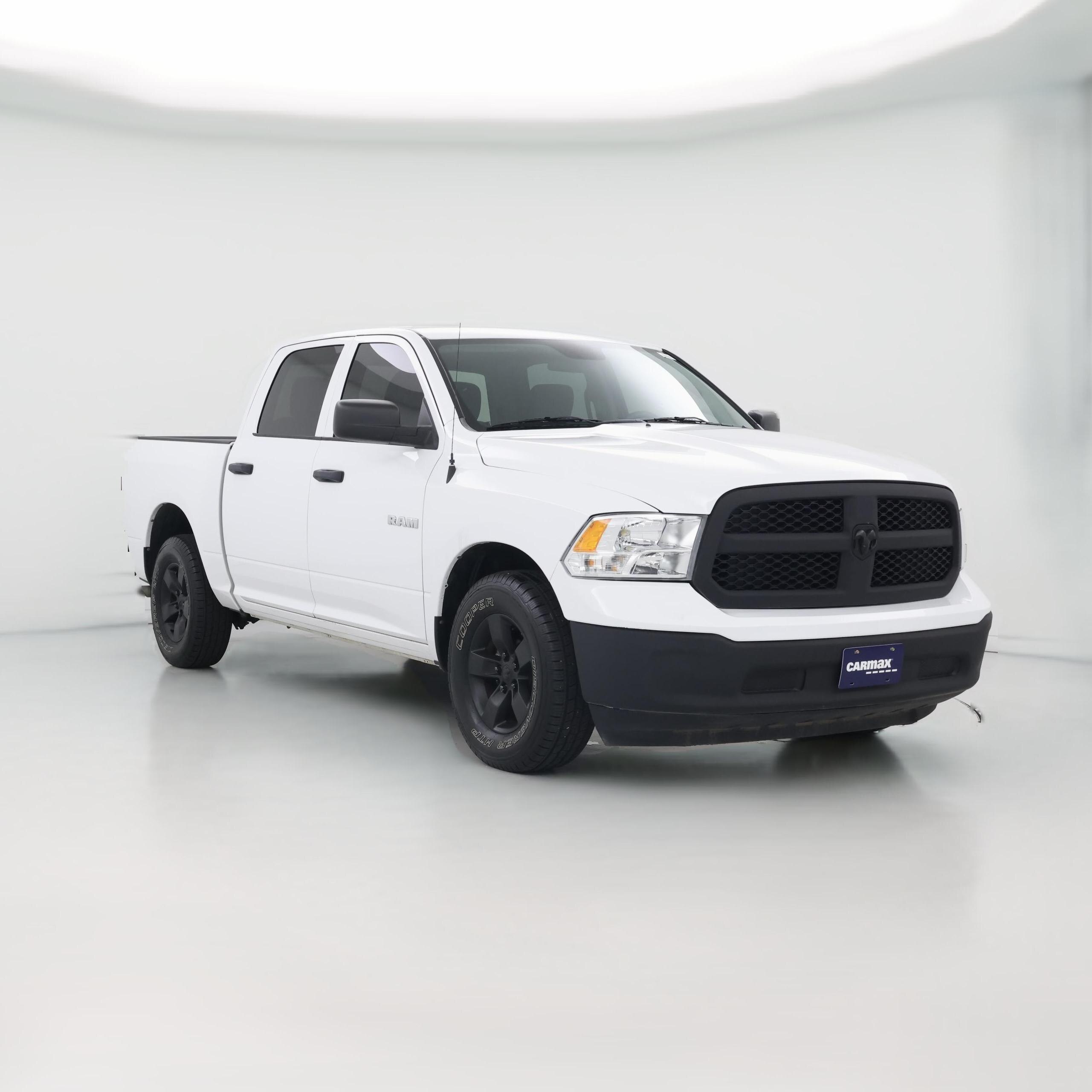 Thumbnail: 2022 RAM 1500 Classic - 1