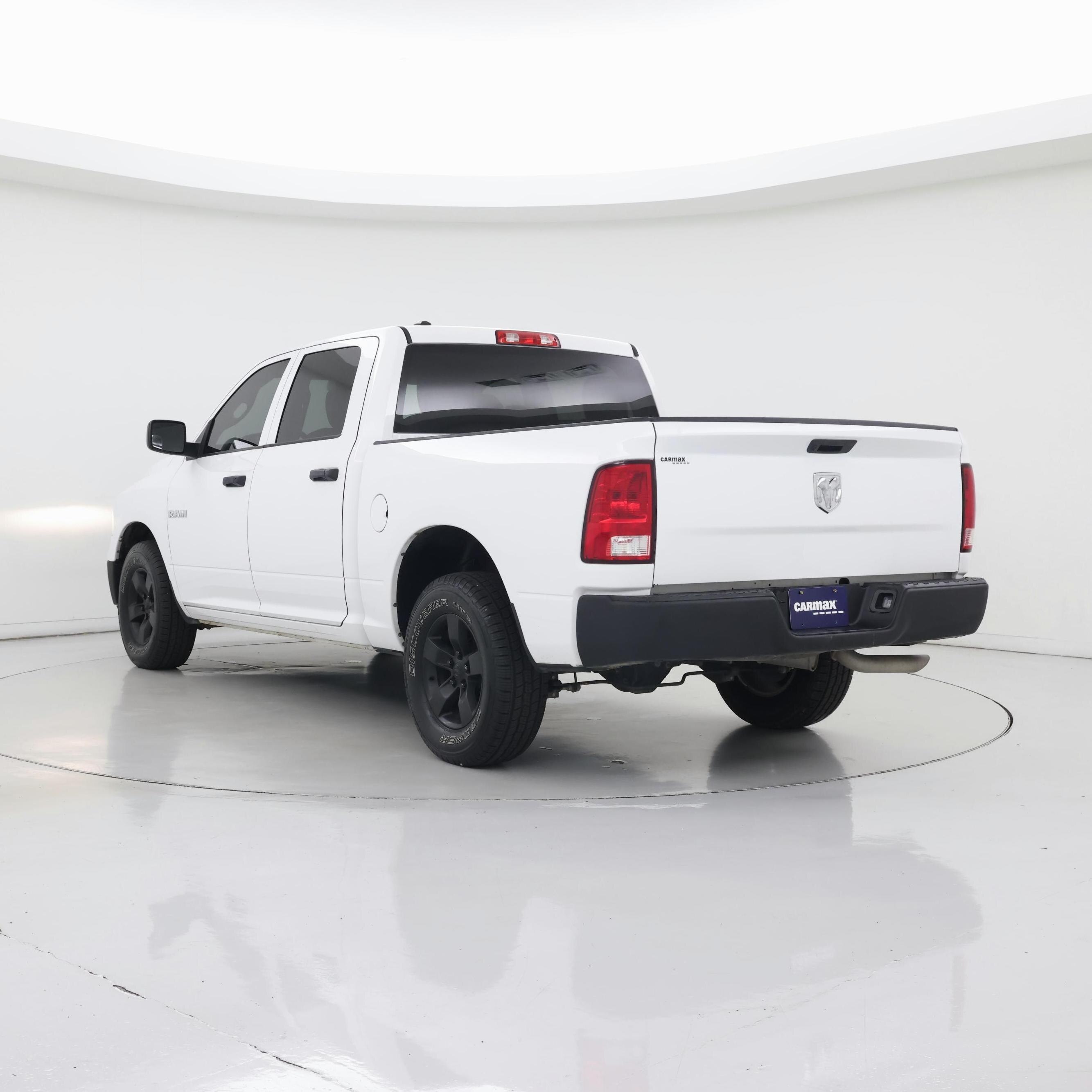 Thumbnail: 2022 RAM 1500 Classic - 2