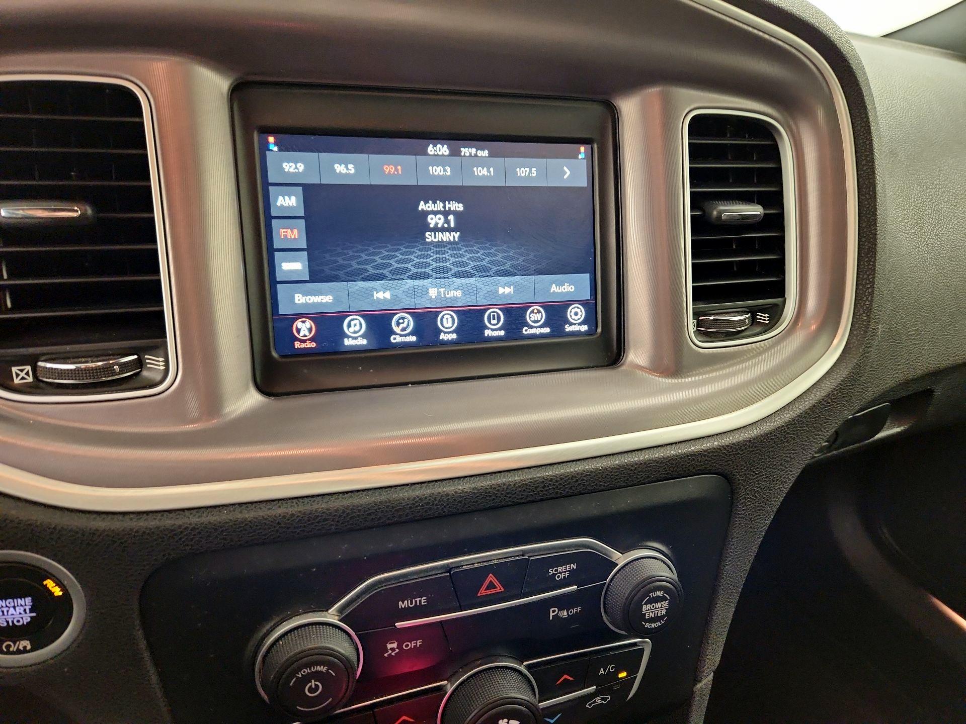 Thumbnail: 2022 Dodge Charger - 15