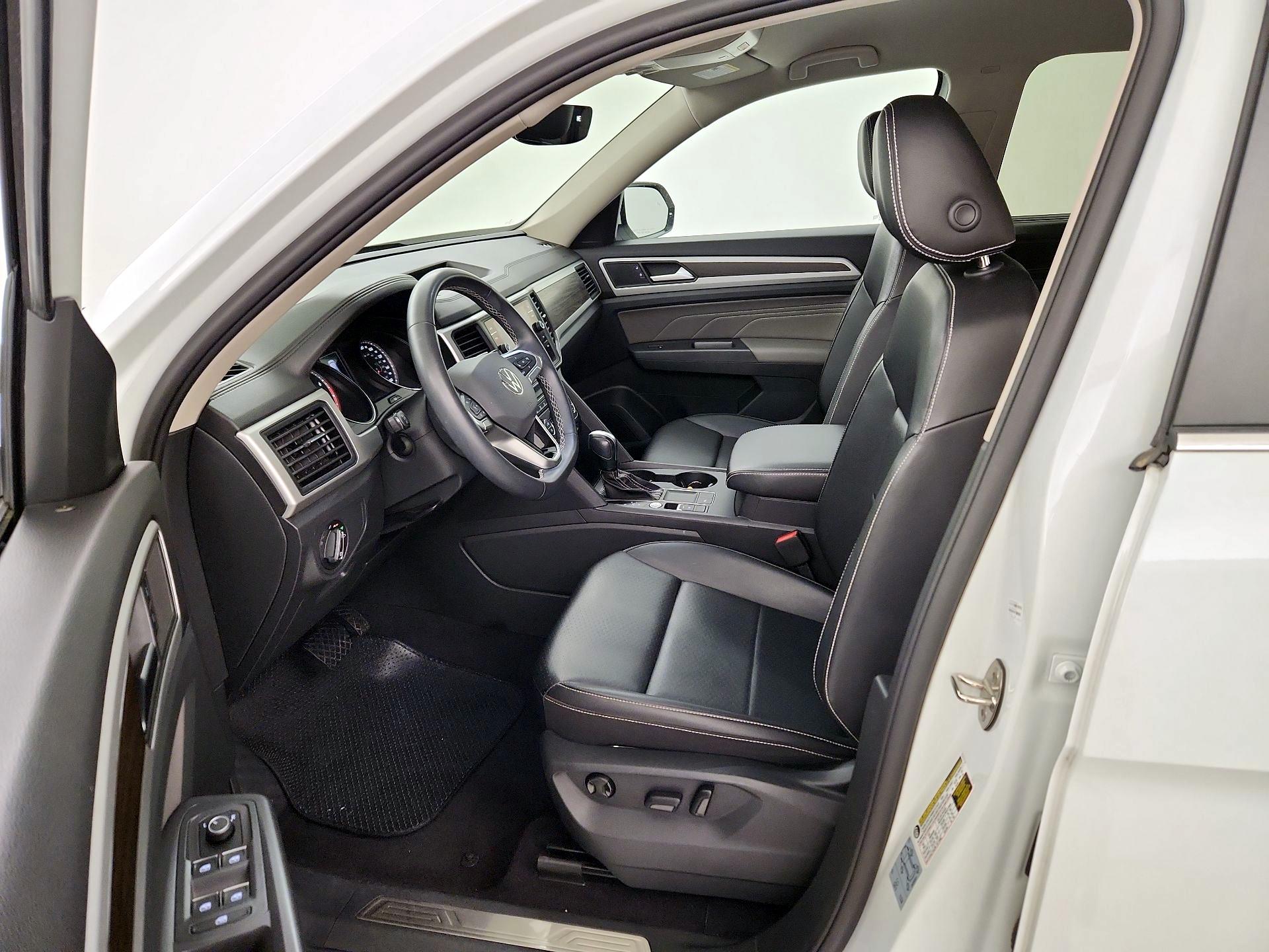 Thumbnail: 2021 Volkswagen Atlas - 11