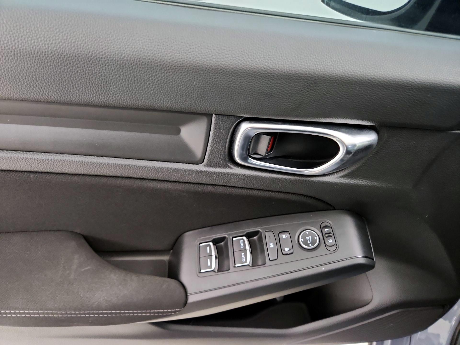 Thumbnail: 2024 Honda Civic - 12