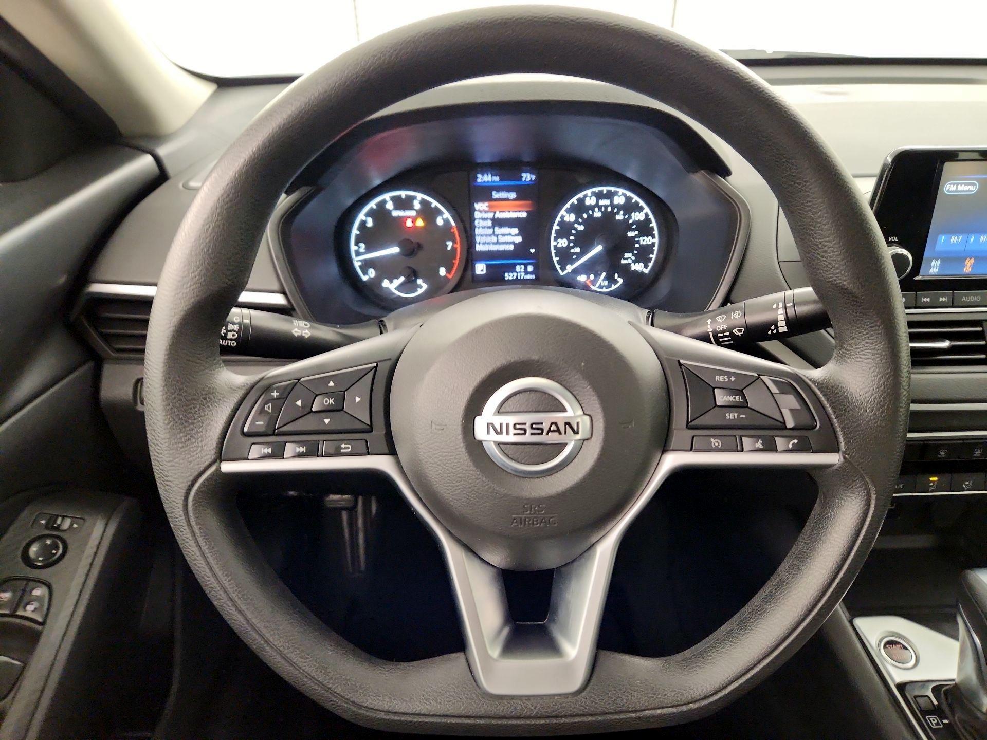 Thumbnail: 2021 Nissan Altima - 10