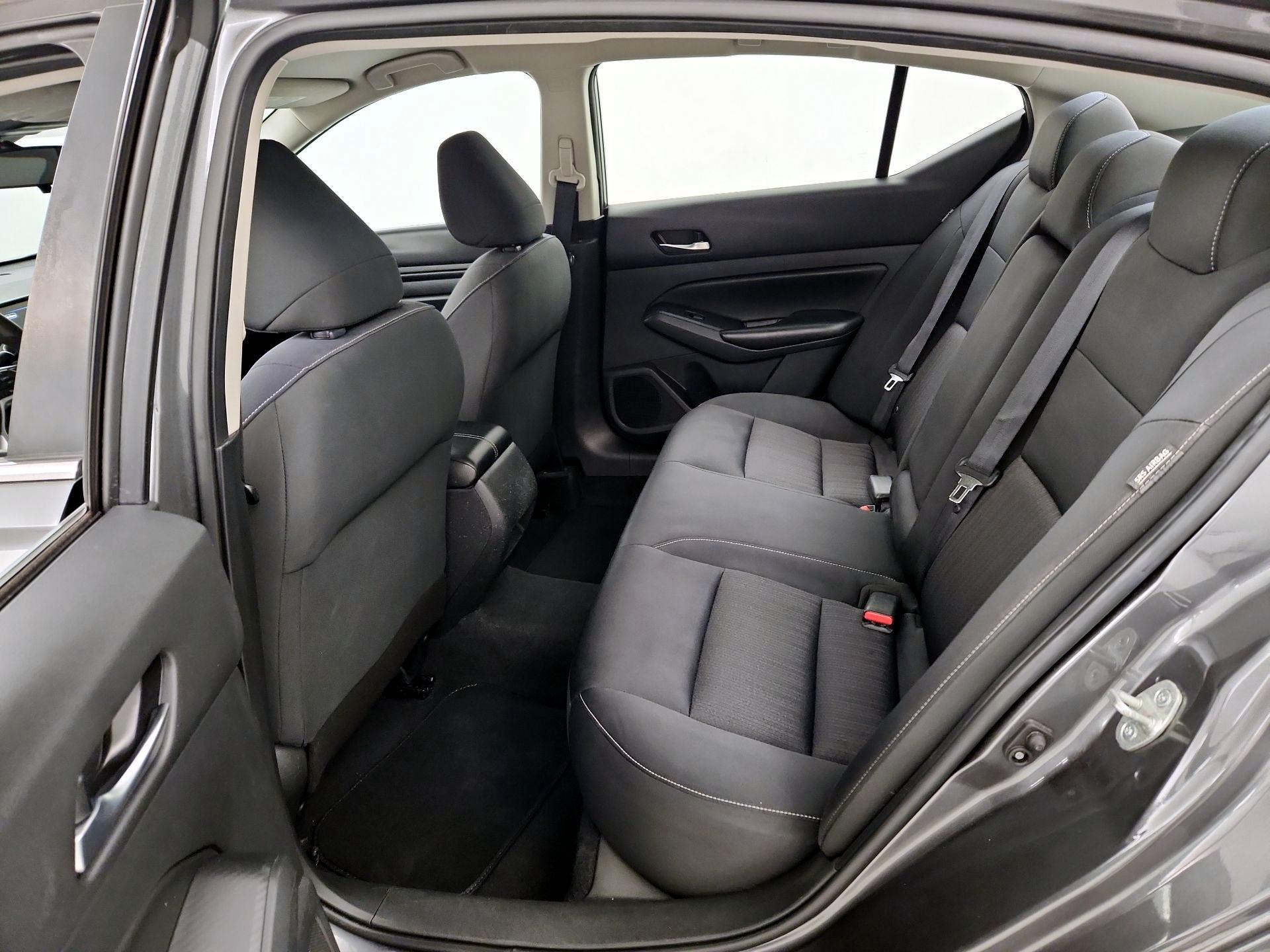 Thumbnail: 2021 Nissan Altima - 19