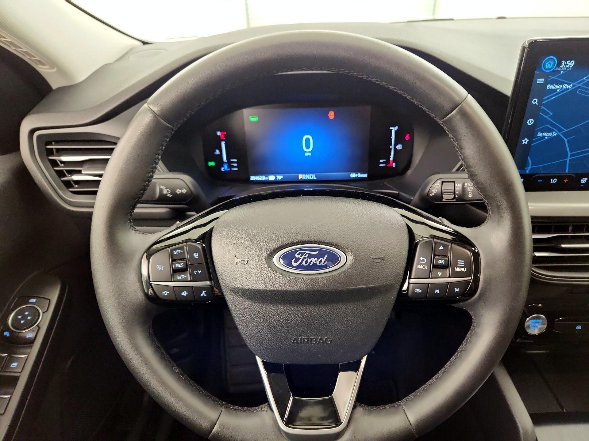 Thumbnail: 2023 Ford Escape - 10