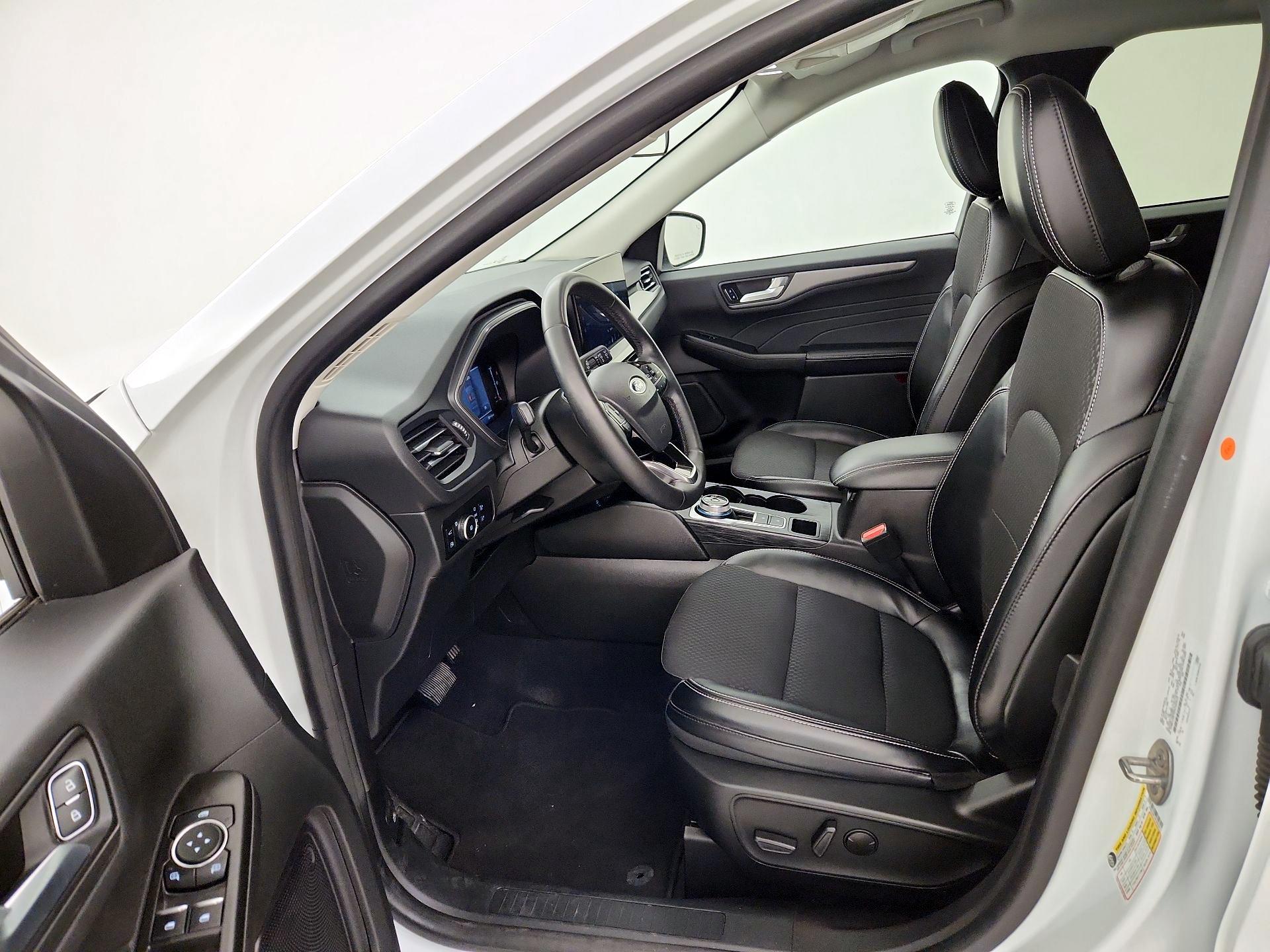 Thumbnail: 2023 Ford Escape - 11