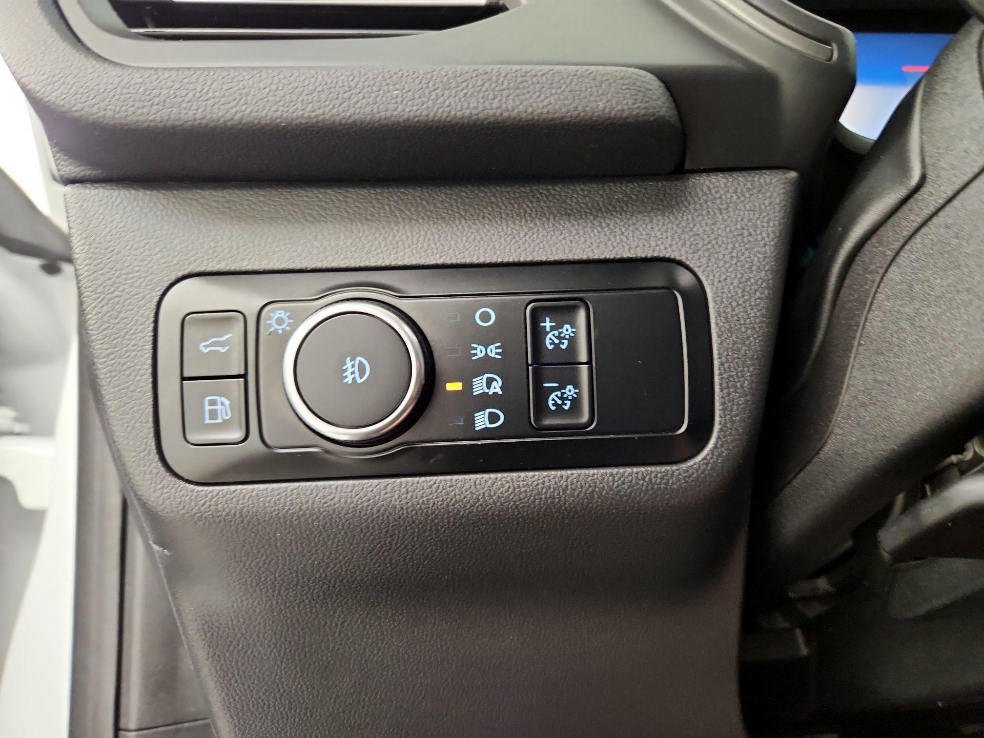 Thumbnail: 2023 Ford Escape - 13