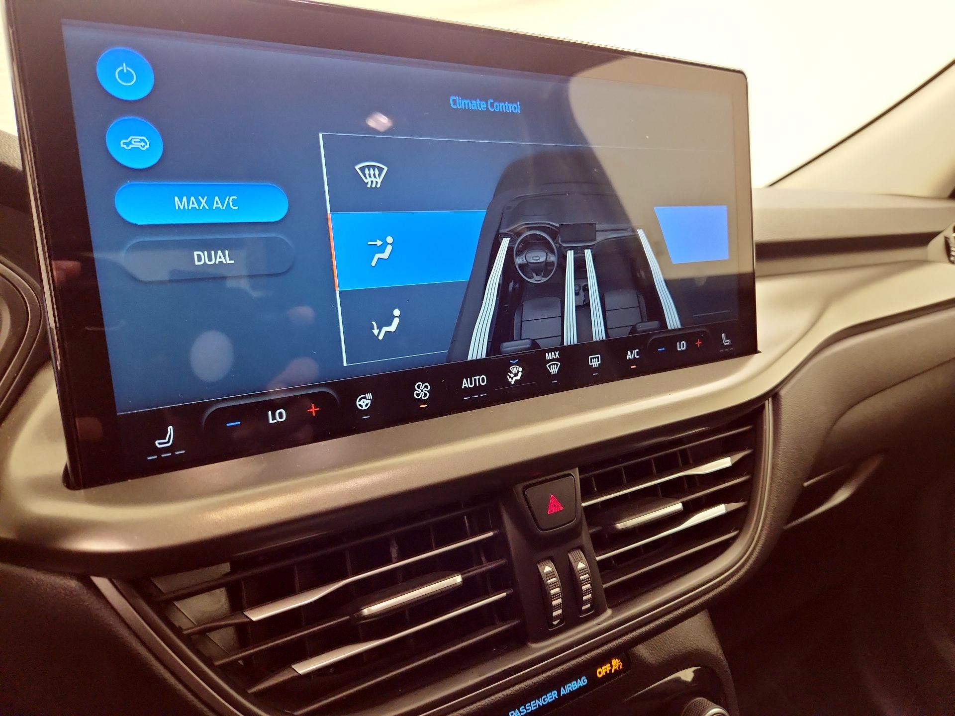 Thumbnail: 2023 Ford Escape - 17