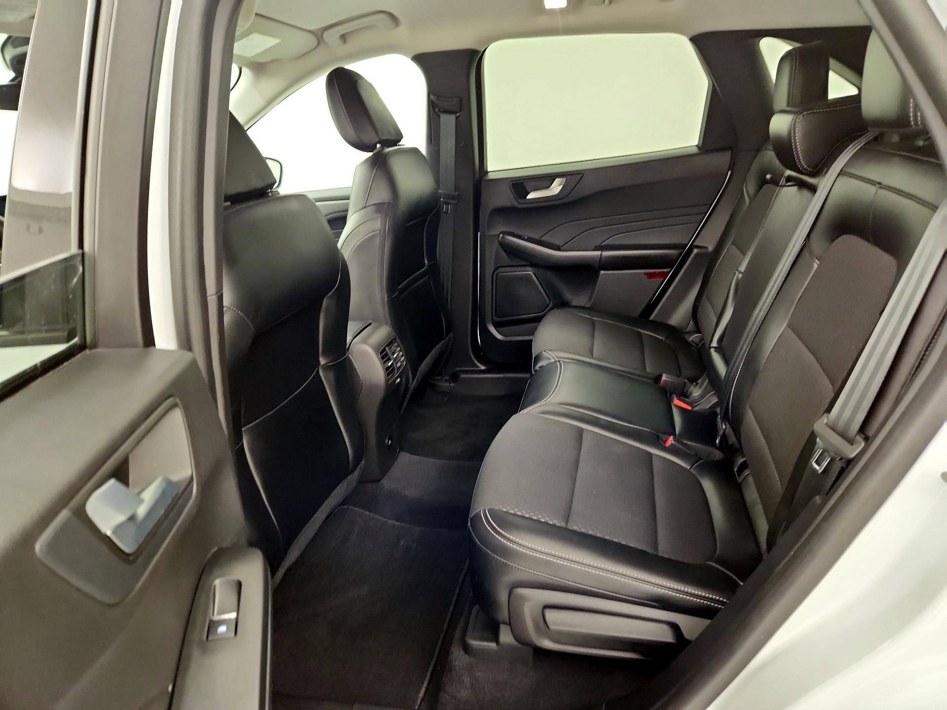 Thumbnail: 2023 Ford Escape - 20