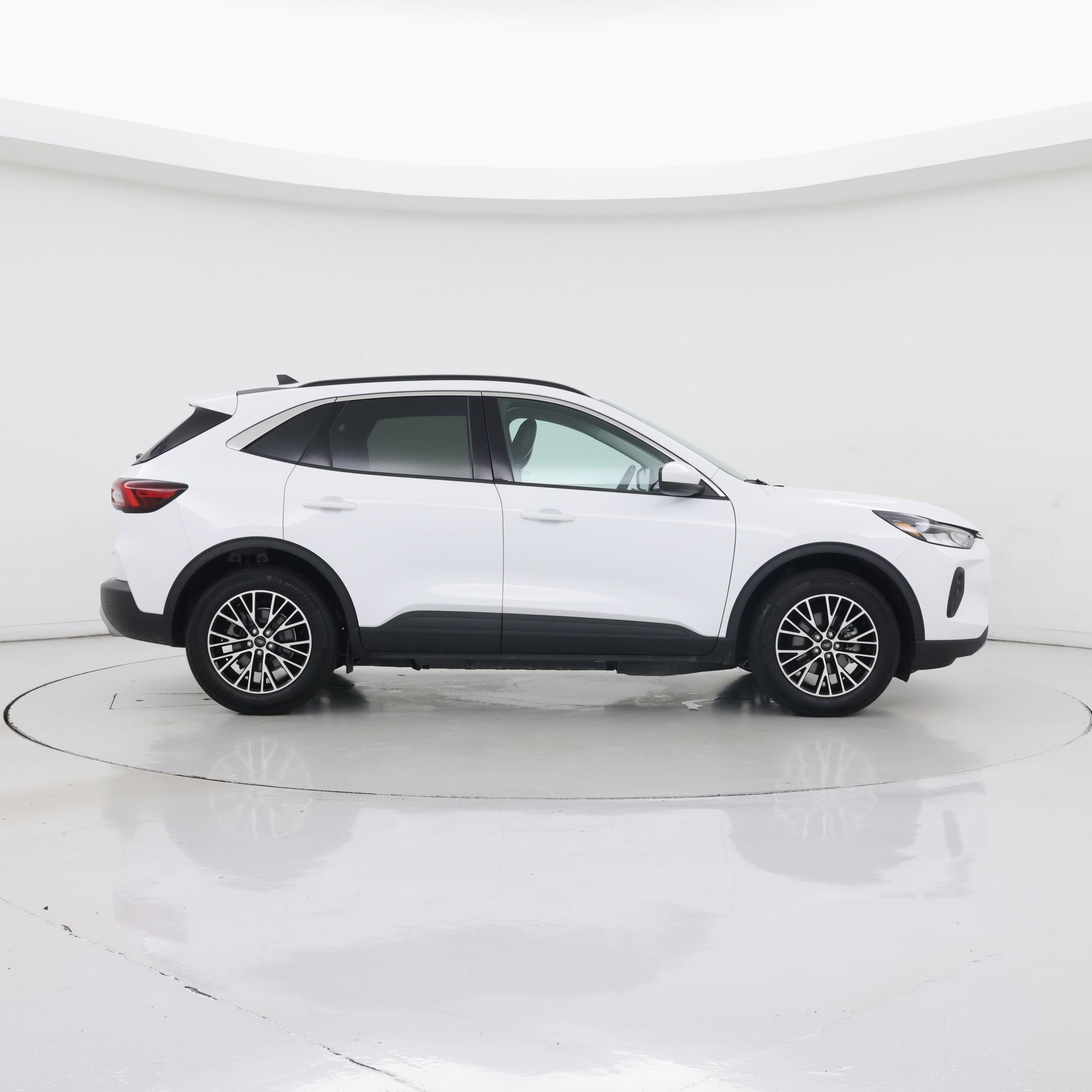 Thumbnail: 2023 Ford Escape - 7